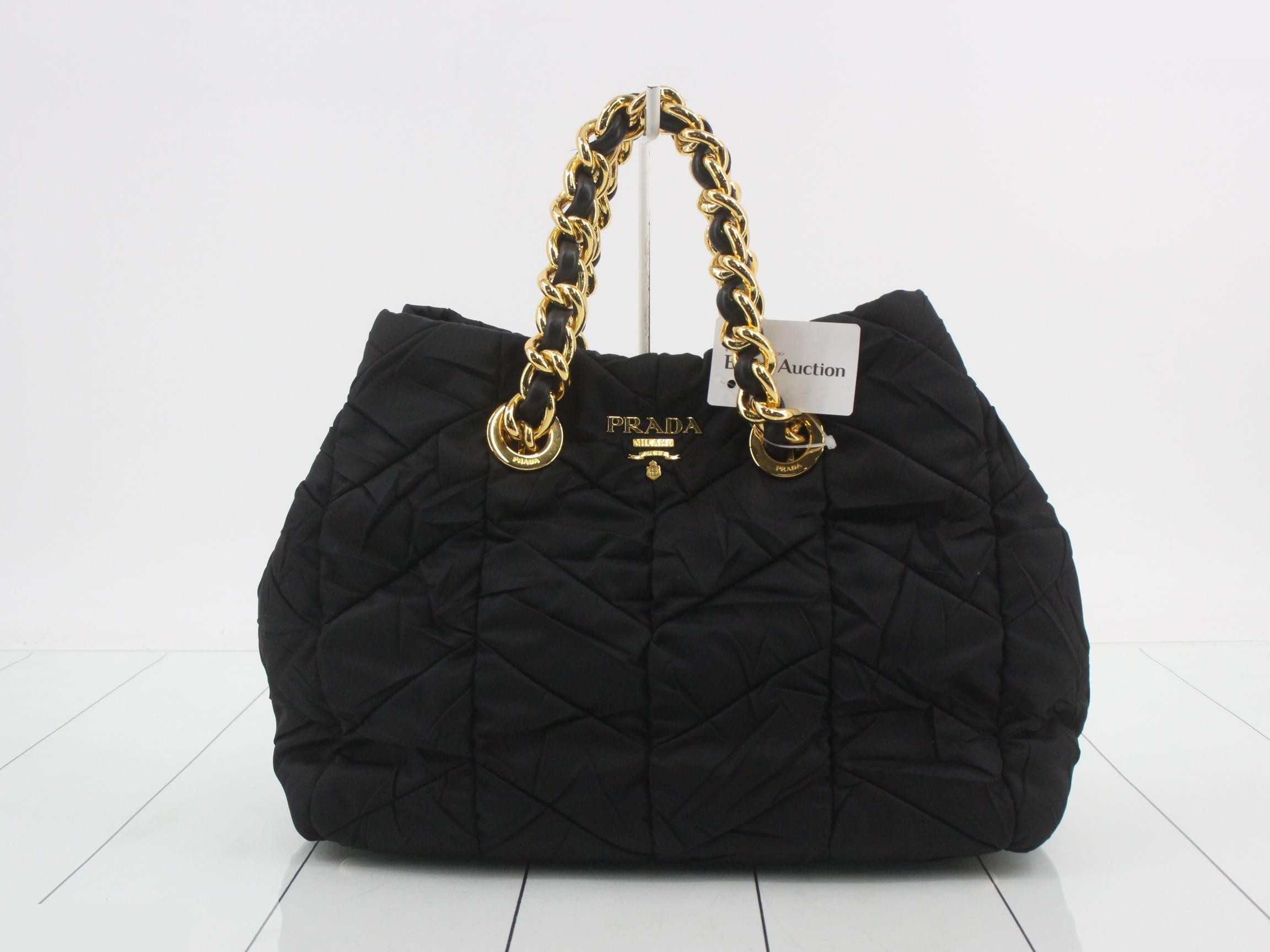 Nylon chain handbag
