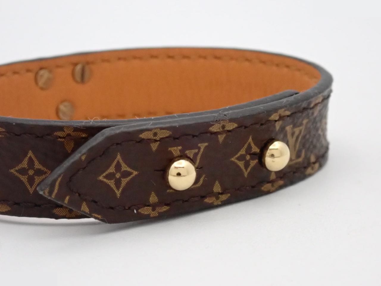 Monogram Bracelet Essential V M6042, wrist size approximately 17.5 cm — view 3