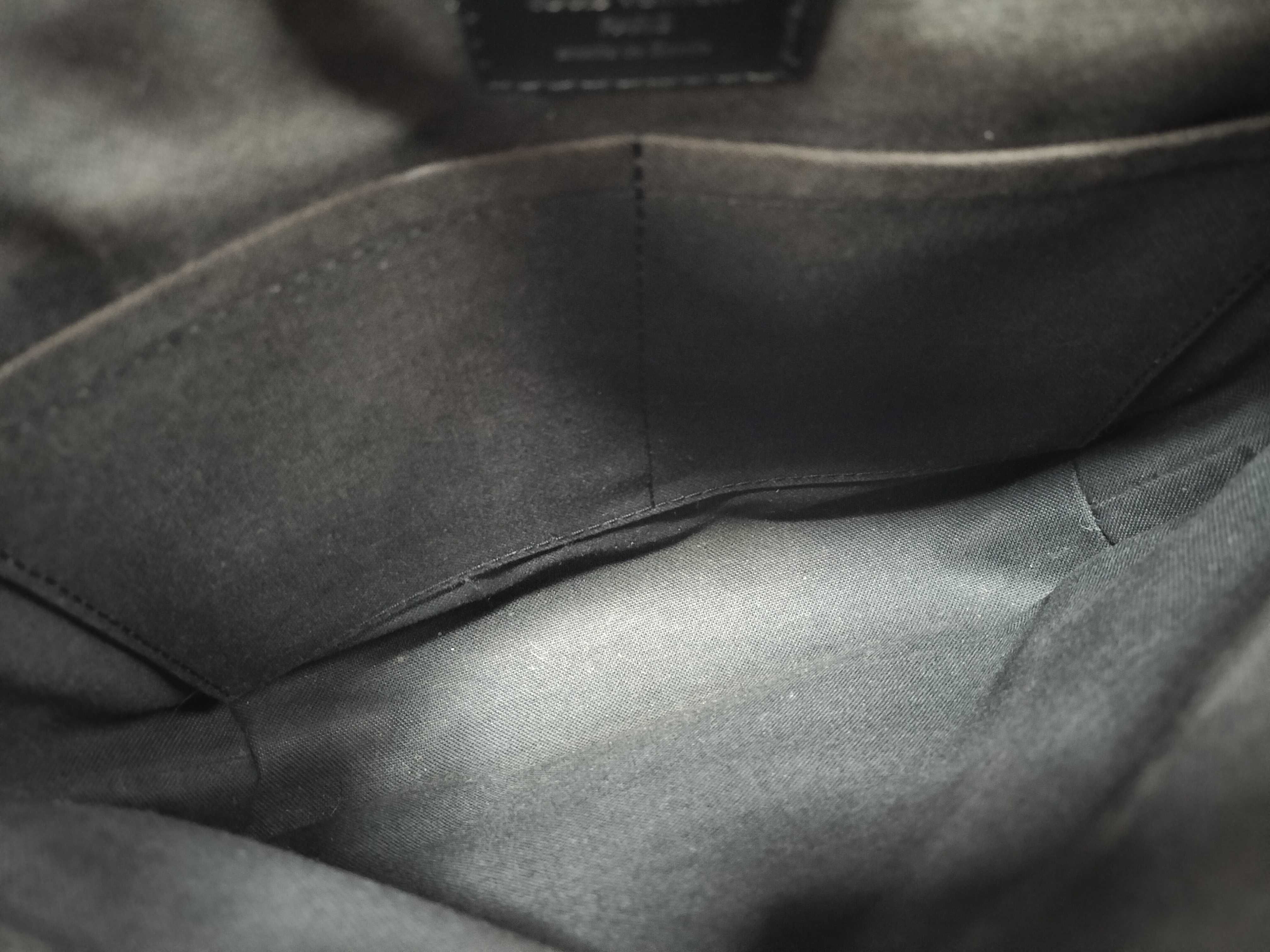 Damier District PM Damier Graphite Shoulder Bag — view 10