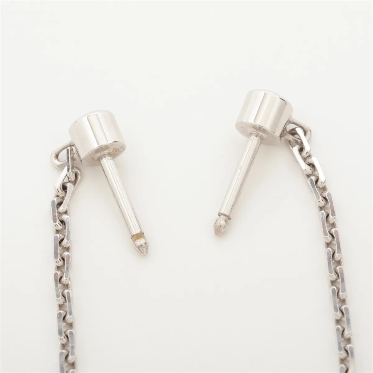 Love Diamond Earrings, 750 (WG), 2.9g, NT6397, without backing. — view 4