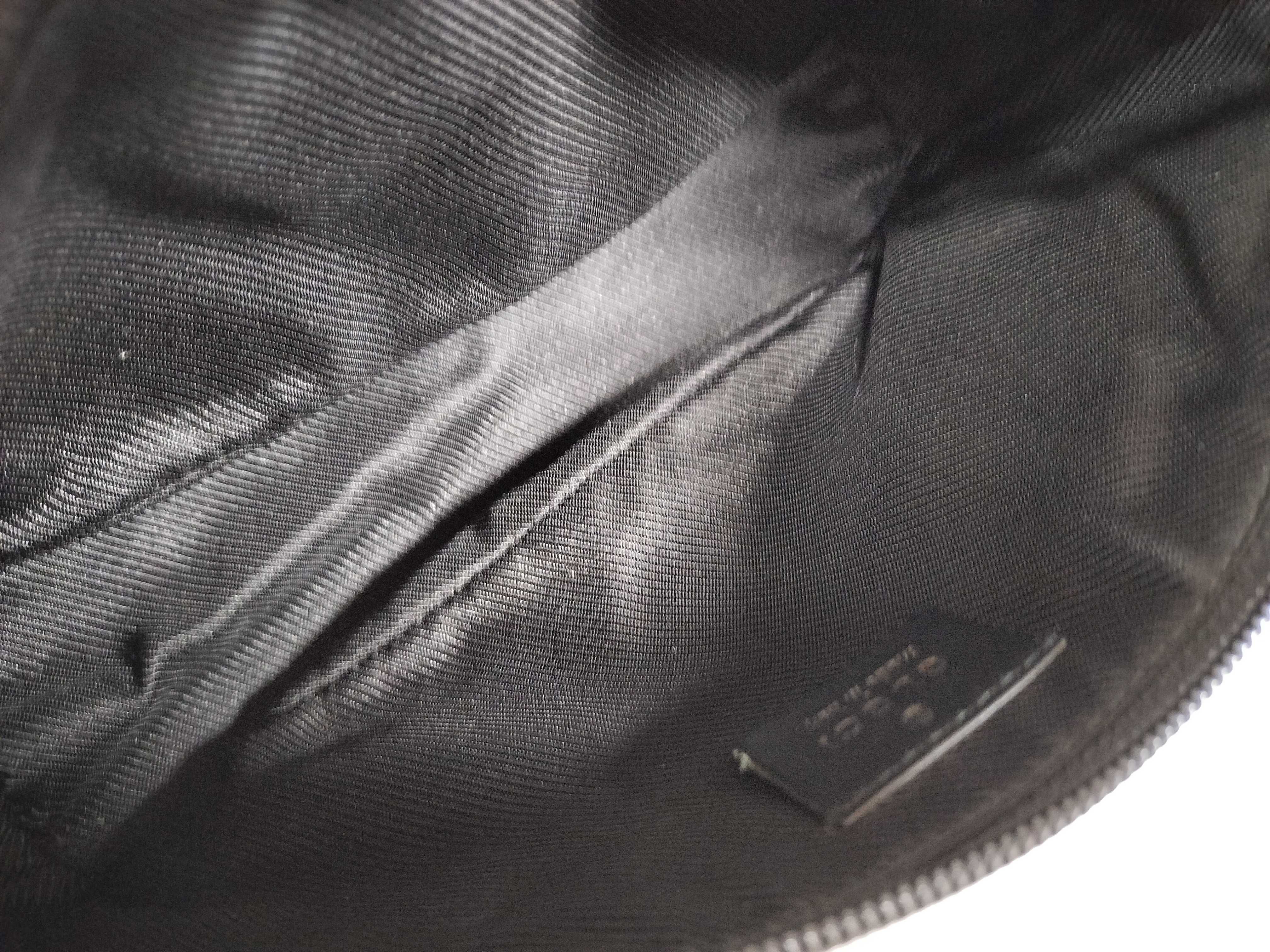 GG Canvas Pouch — view 11