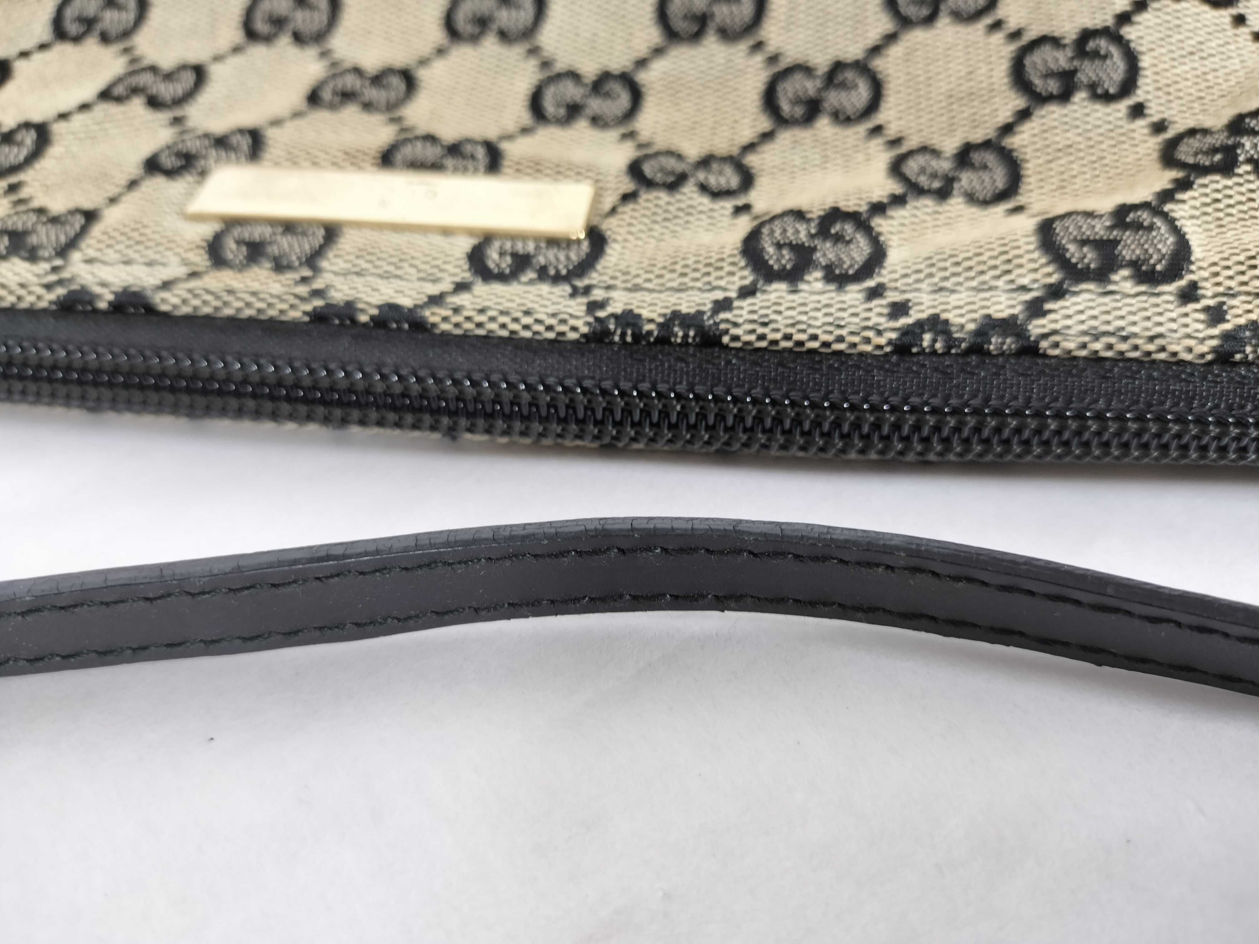 GG Canvas Pouch — view 4