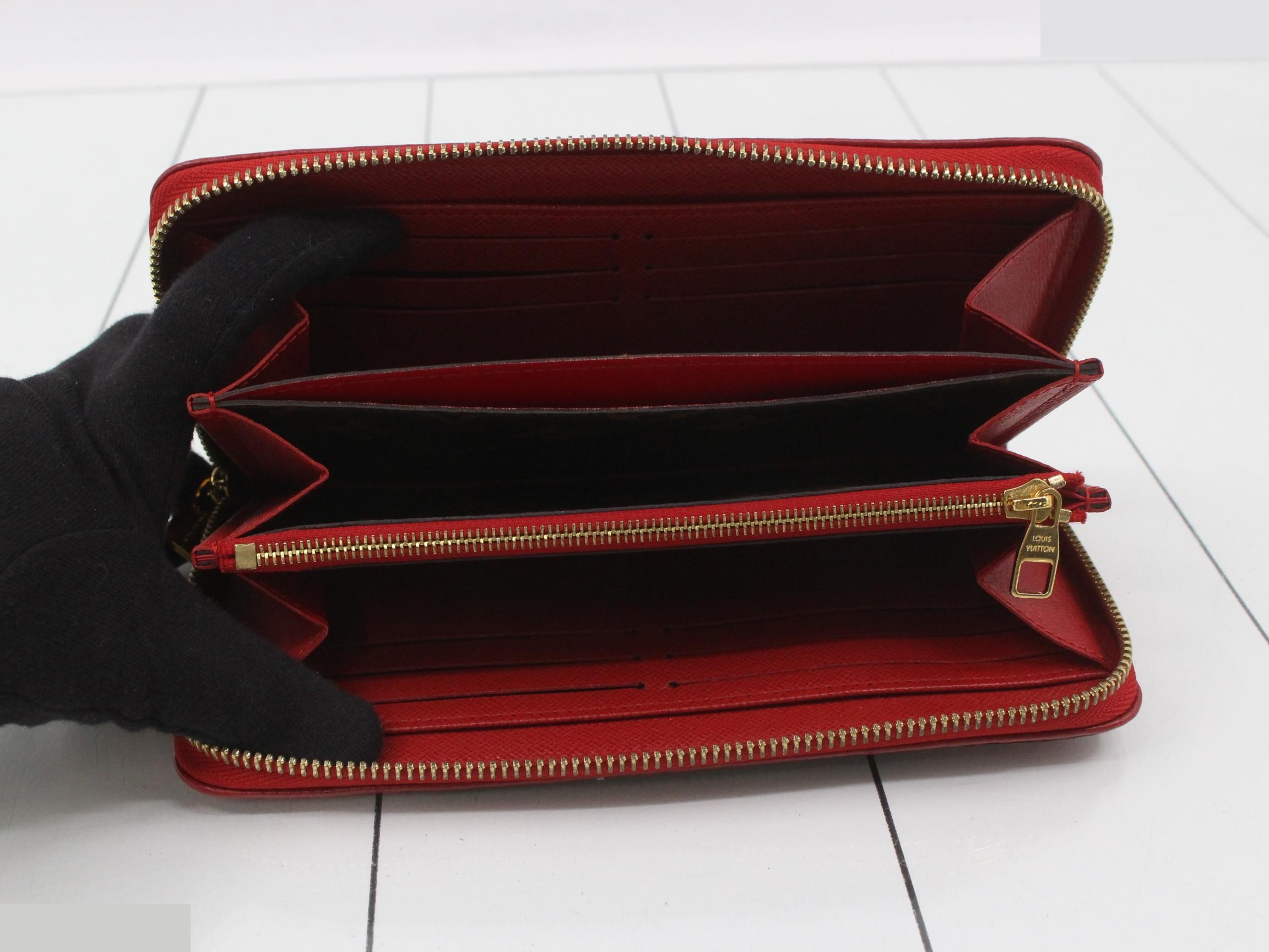Monogram Around Zippy Wallet — view 4