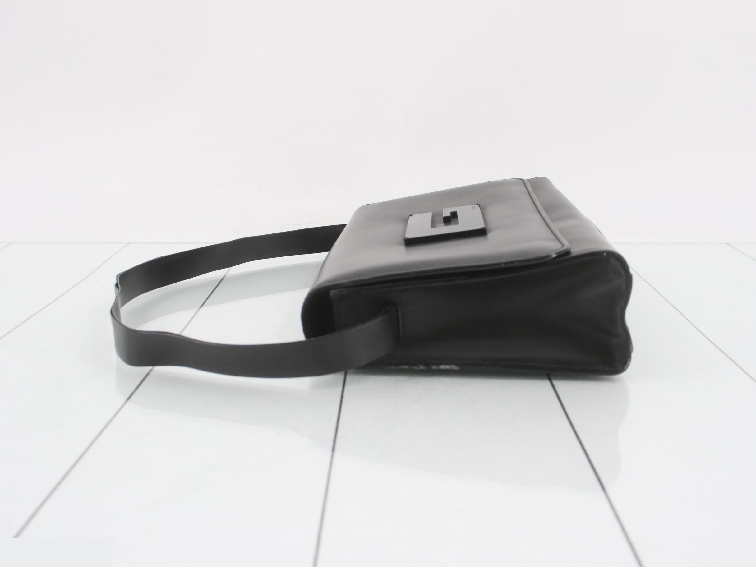 One-shoulder bag — view 4