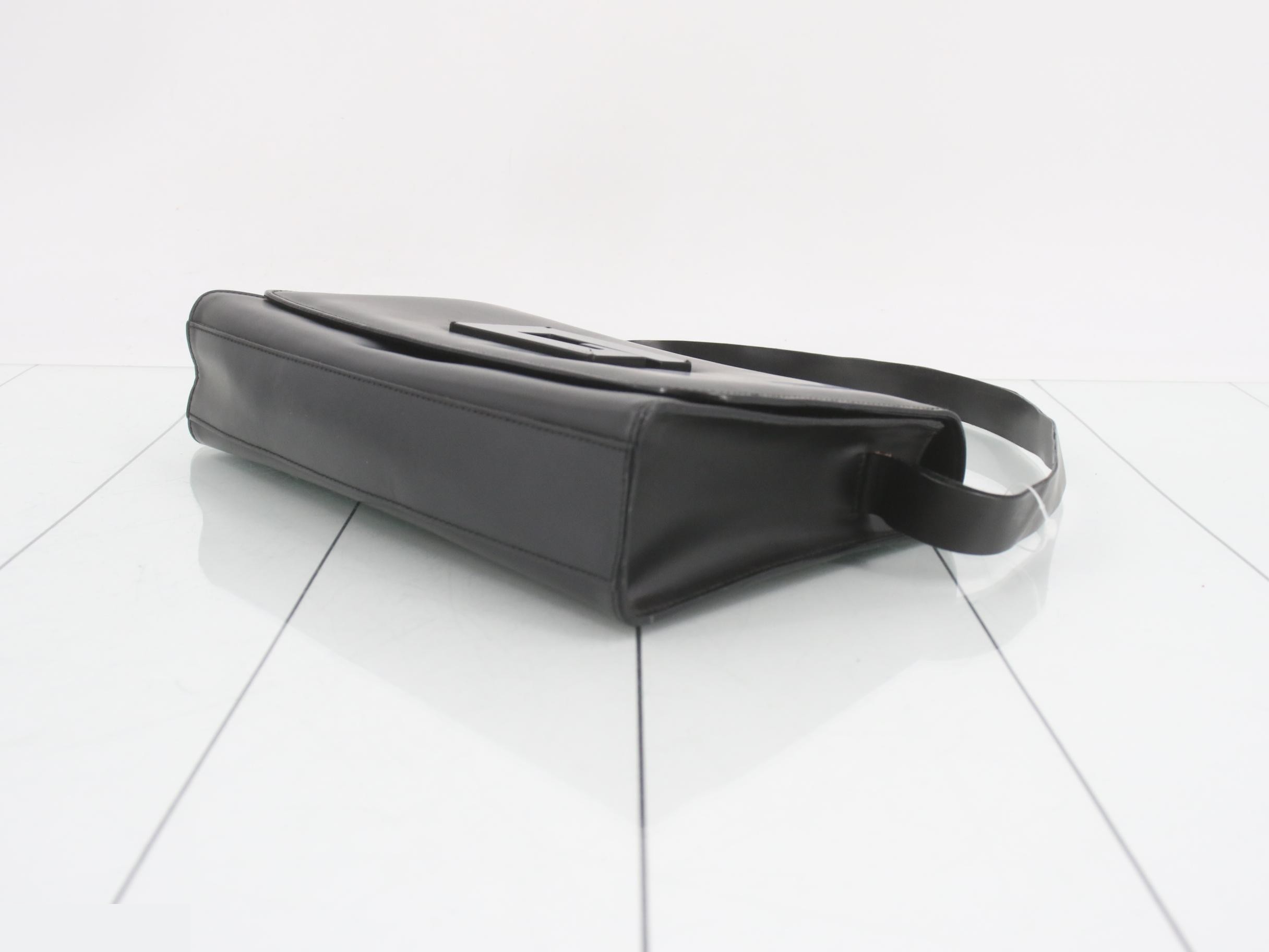 One-shoulder bag — view 6