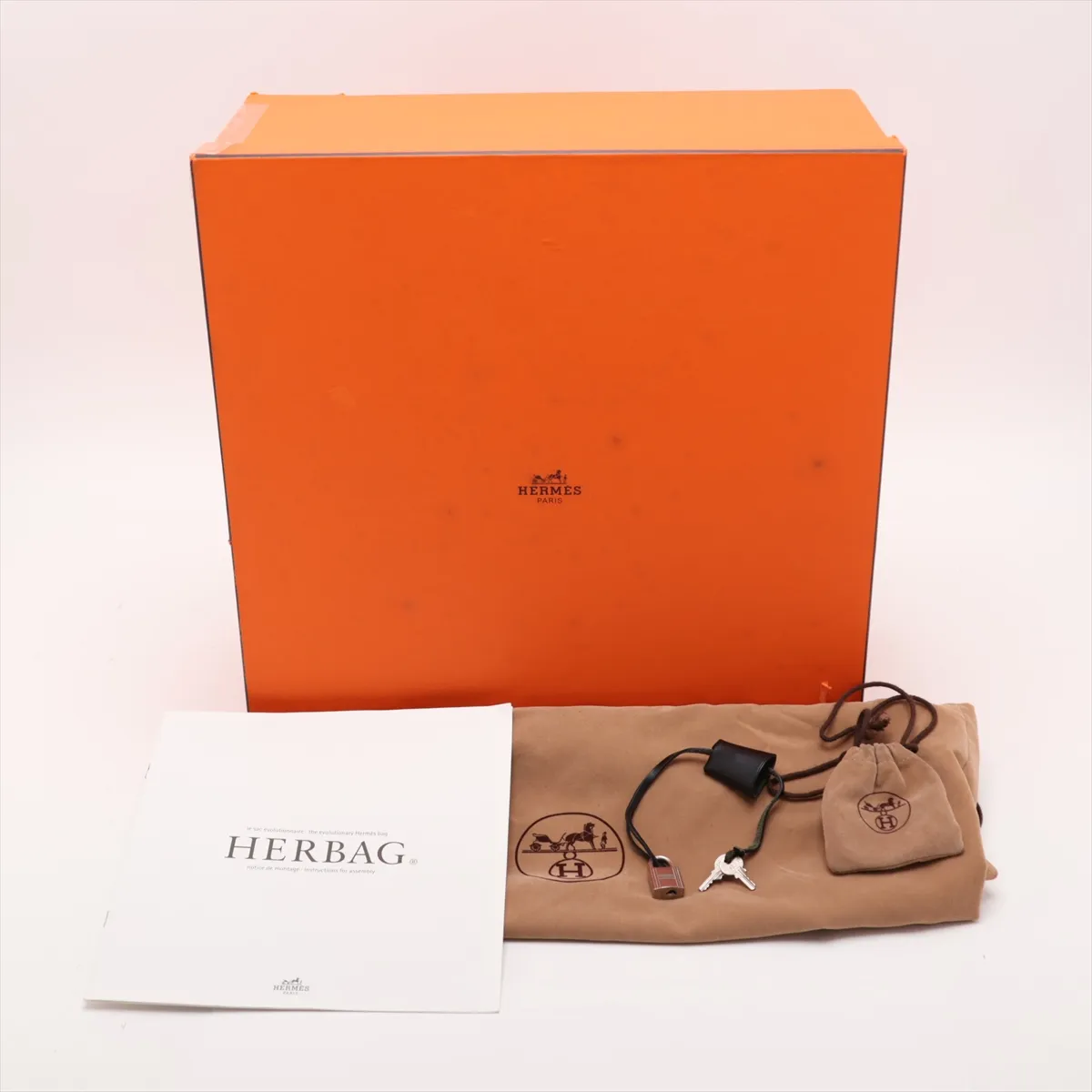 Herbag MM Toile Officier x Vache Hunter Black Silver Hardware E: 2001 — view 12