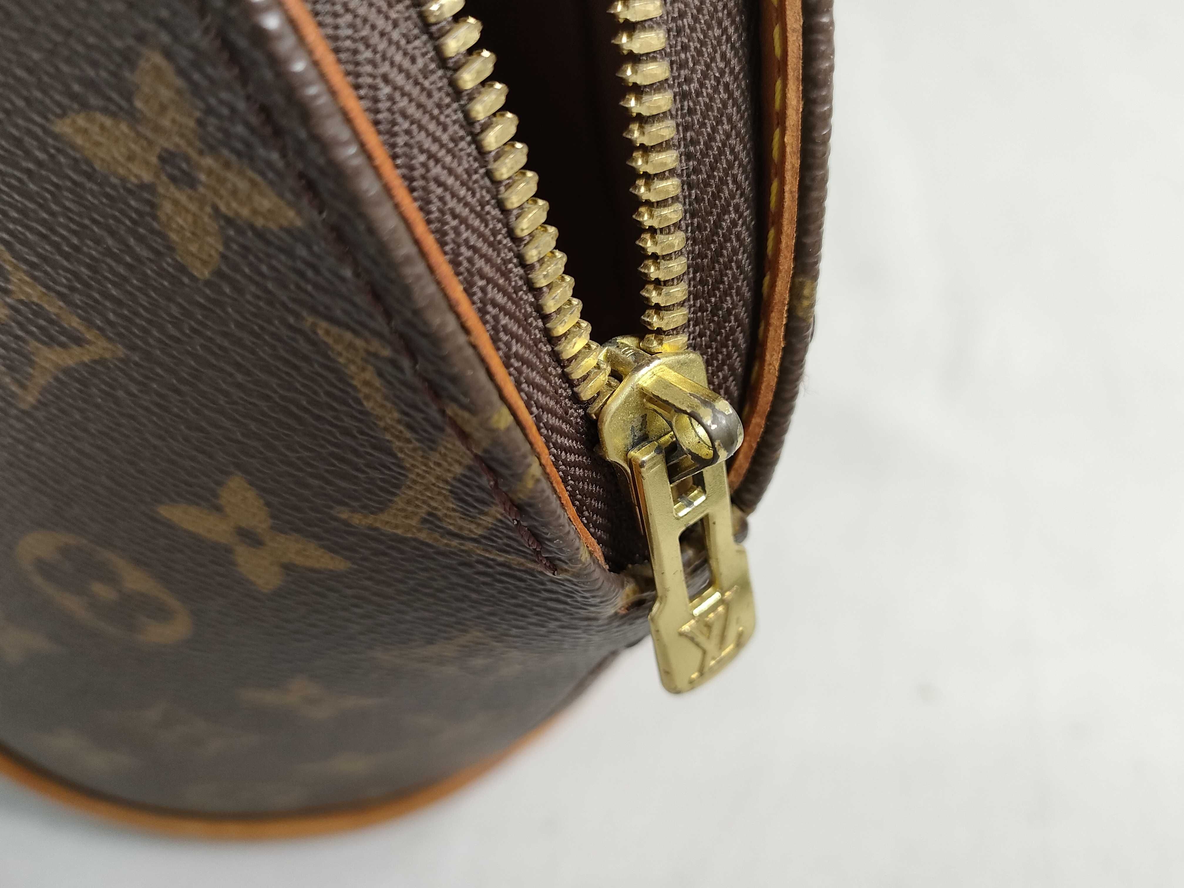 Monogram Louis Vuitton Monogram Ellipse MM Handbag — view 13