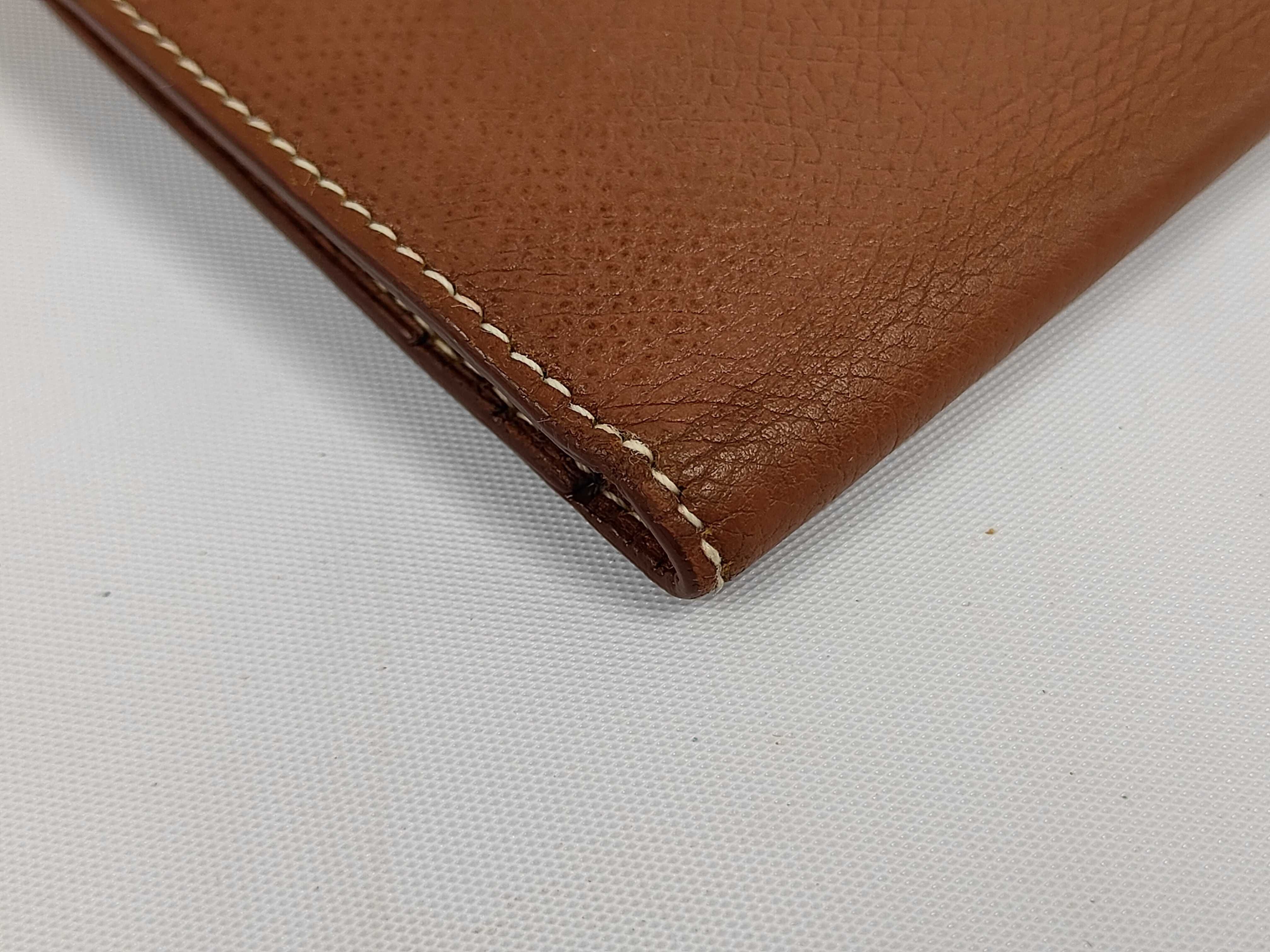 Bearn Classic wallet, stamped F, silver hardware. — view 4