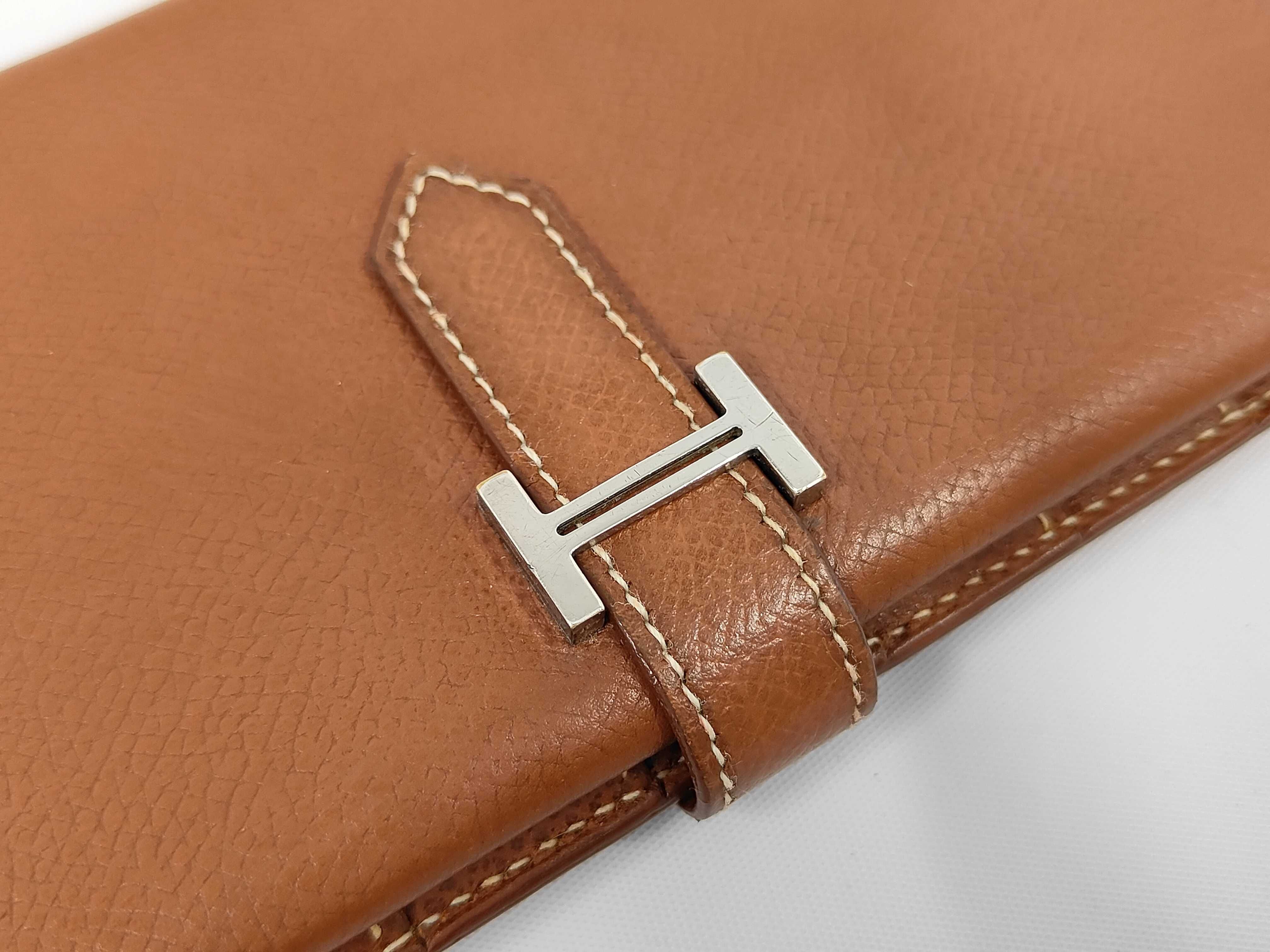 Bearn Classic wallet, stamped F, silver hardware. — view 5