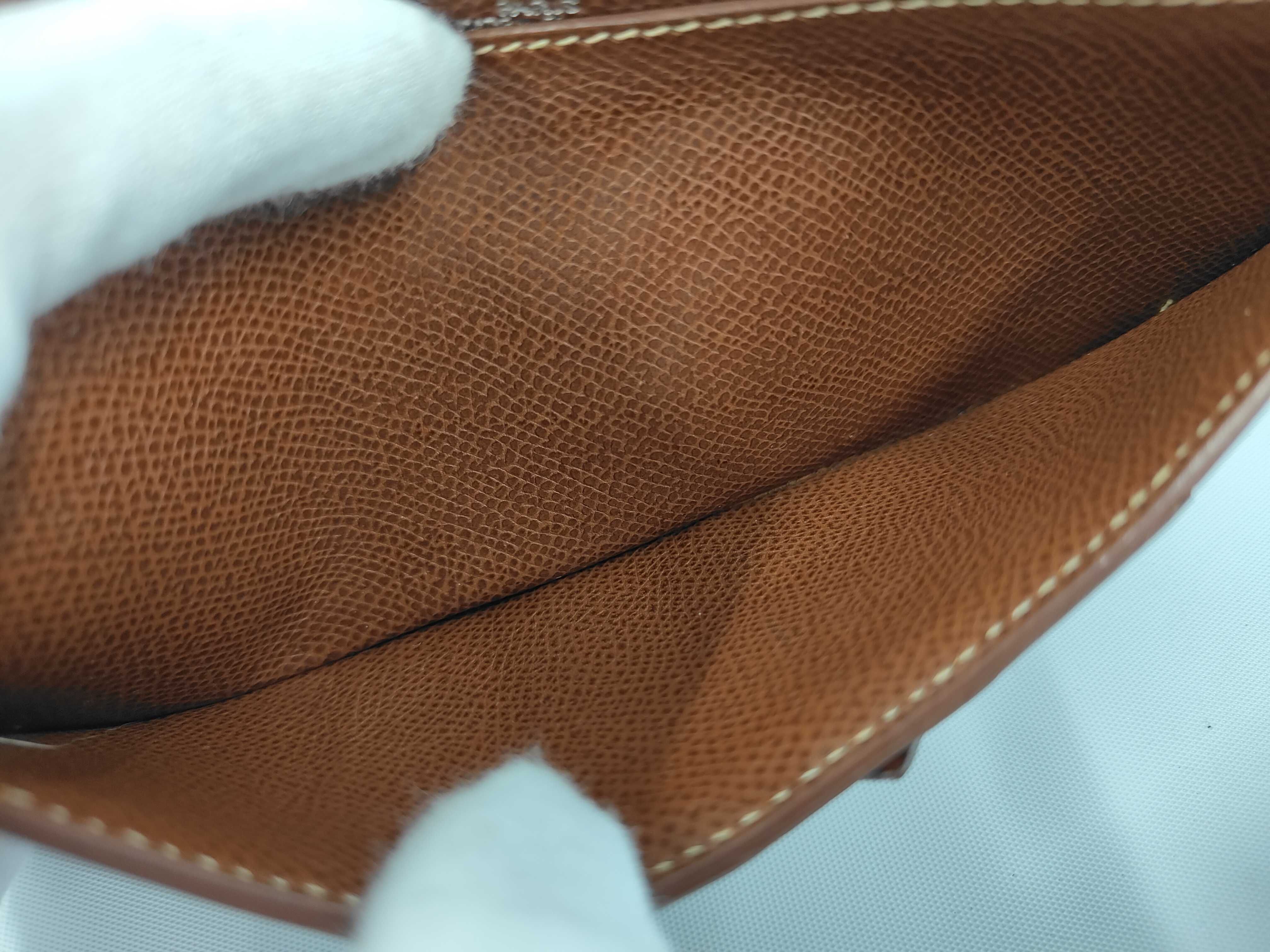 Bearn Classic wallet, stamped F, silver hardware. — view 10