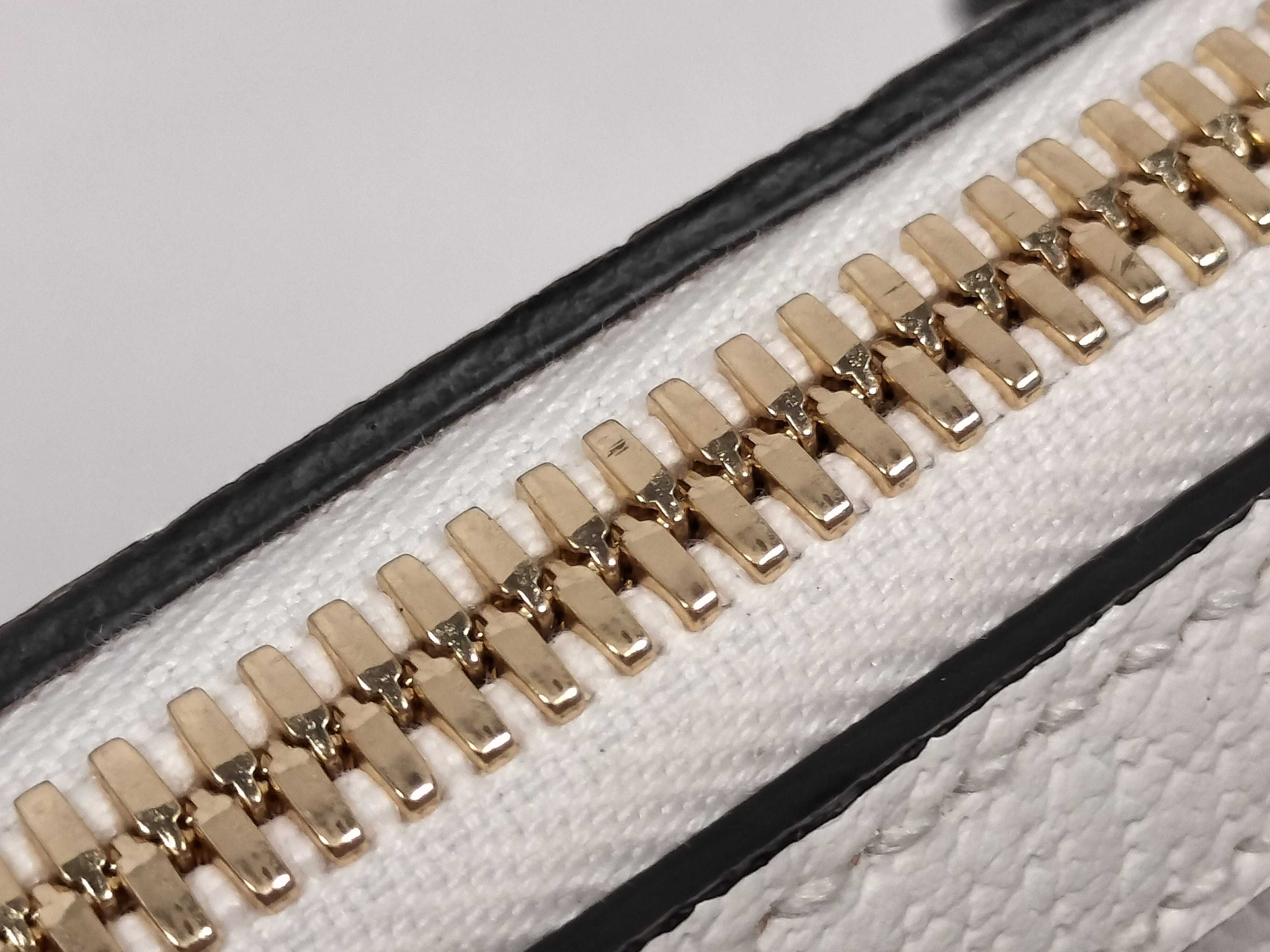 handbag — view 8