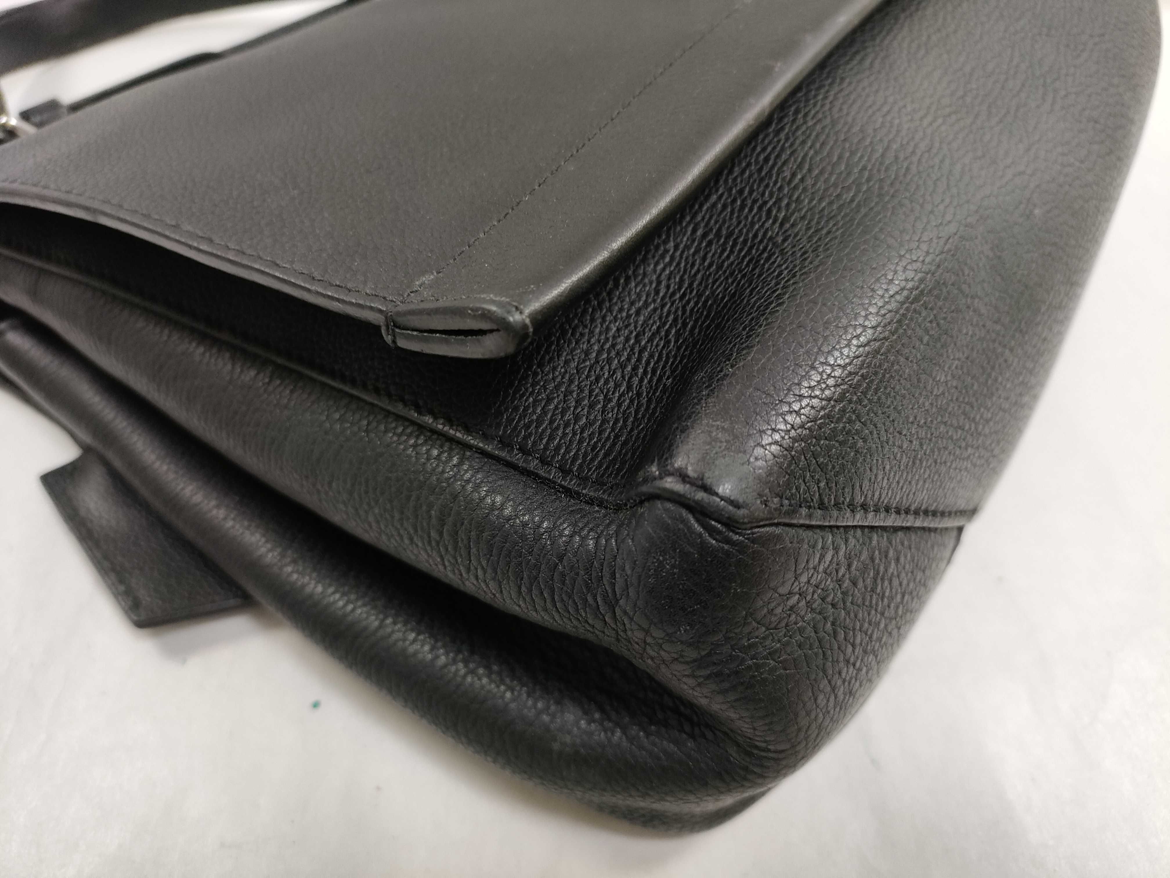 PH- Black Lockme II Leather Shoulder Bag (Handbag) — view 7