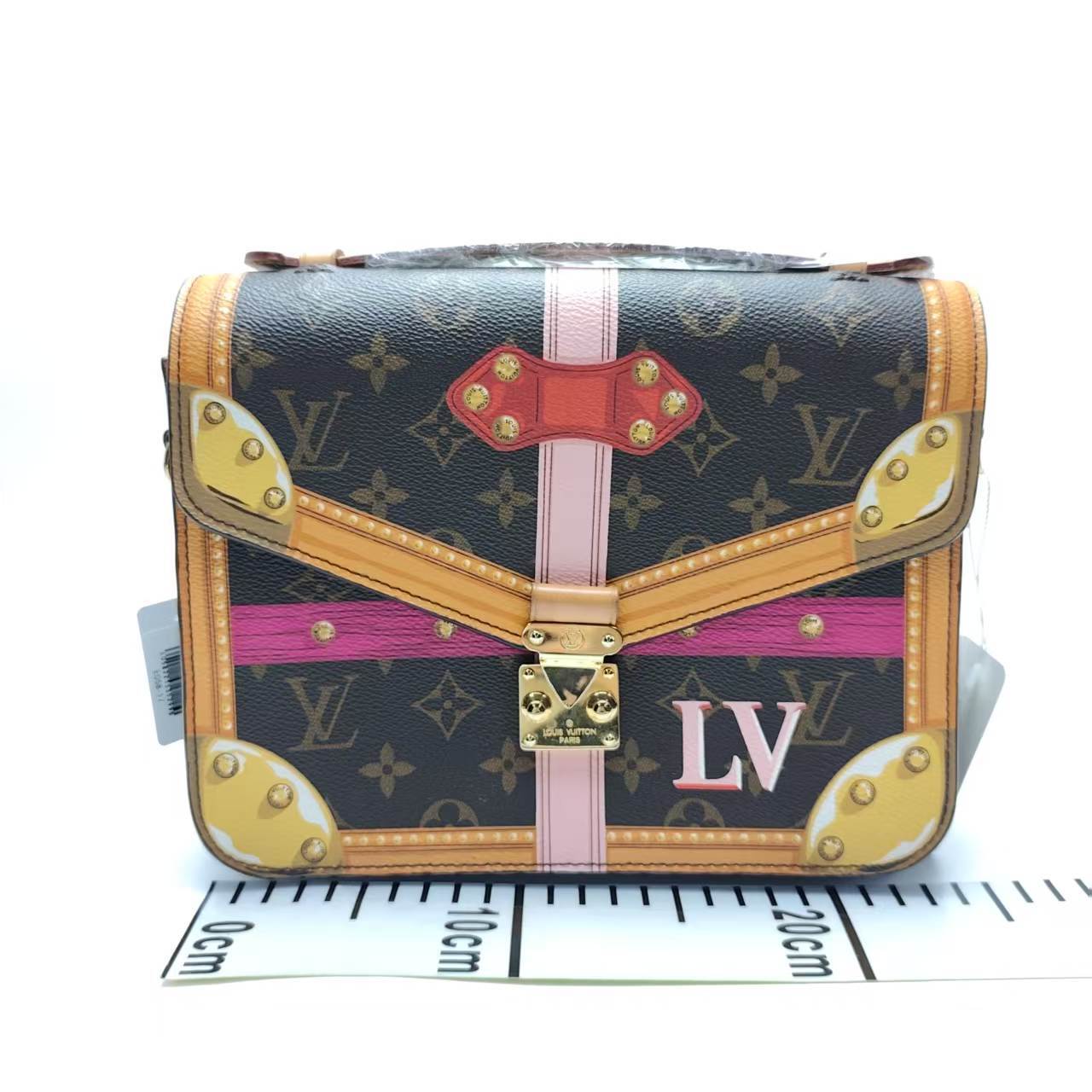 【*Shipped from: China*】LOUIS VUITTON PU Shoulder Bag