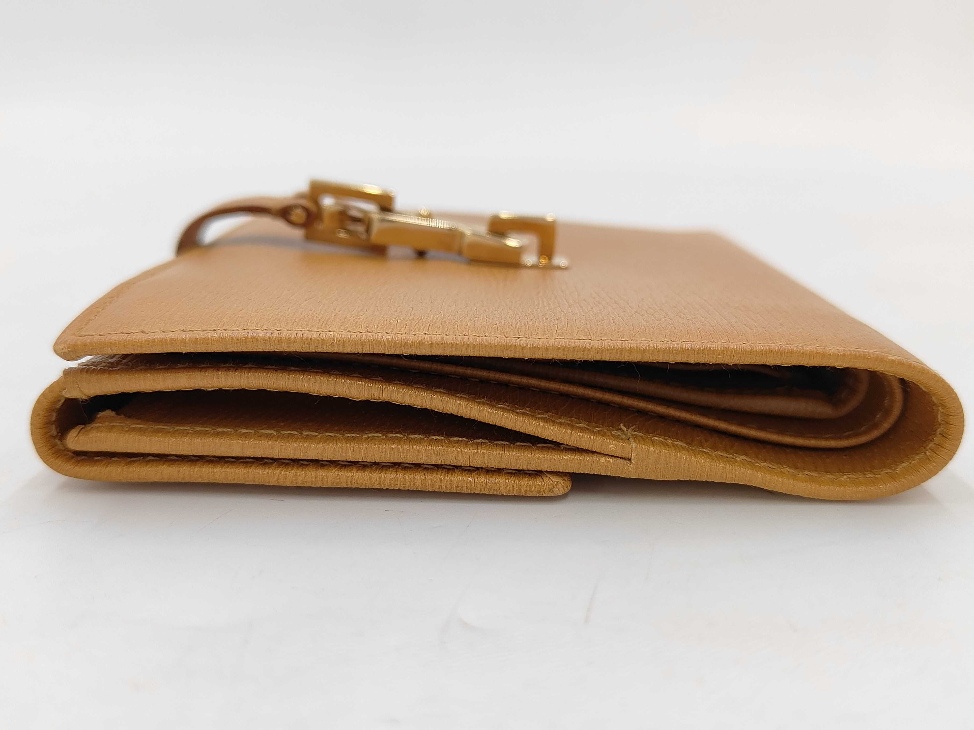 wallet — view 6