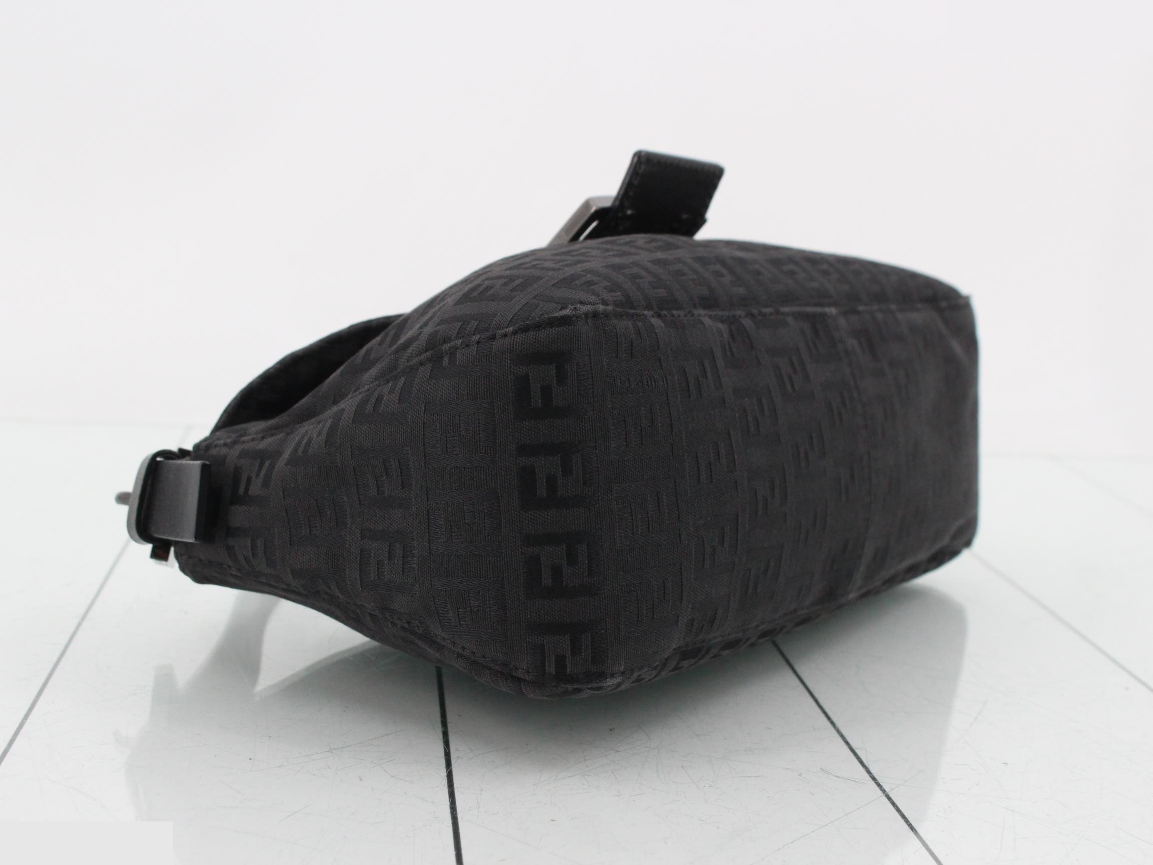 ZUCCA Mamma Bucket Shoulder Bag — view 5