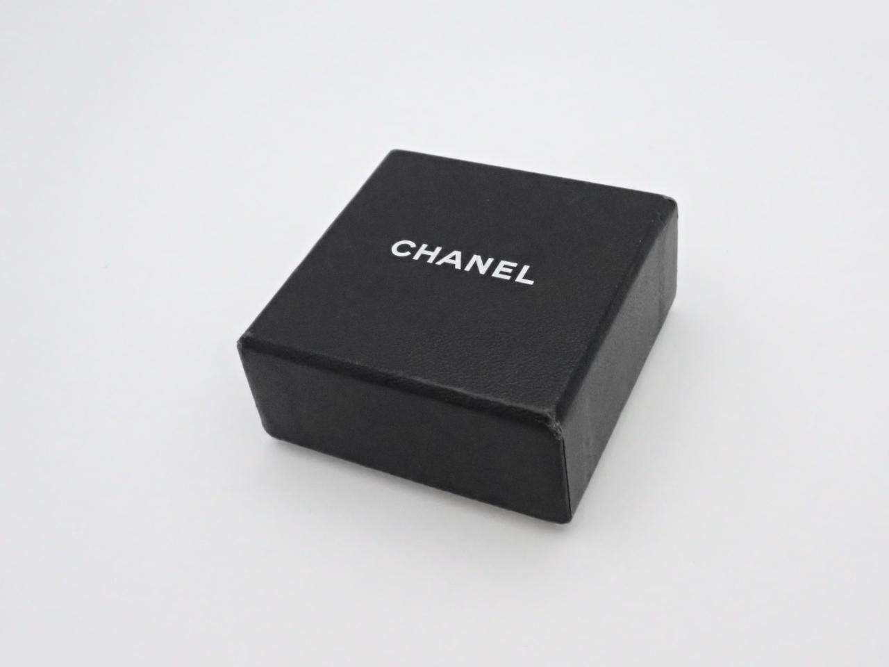 Rhinestone earring (single earring only) — view 4
