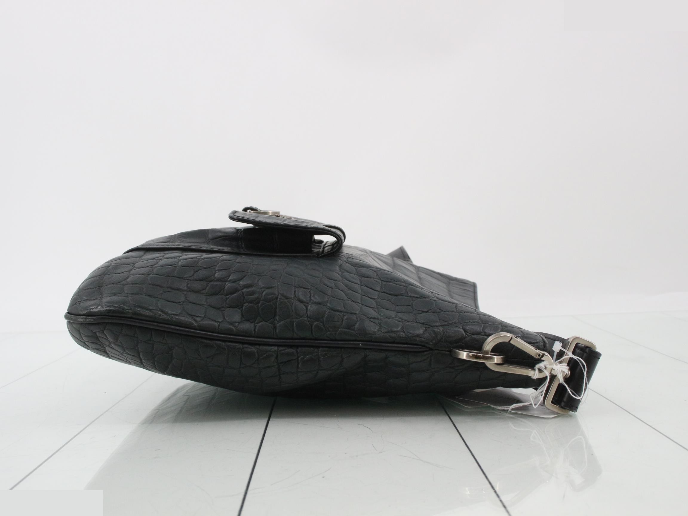 Embossed shoulder bag — view 3
