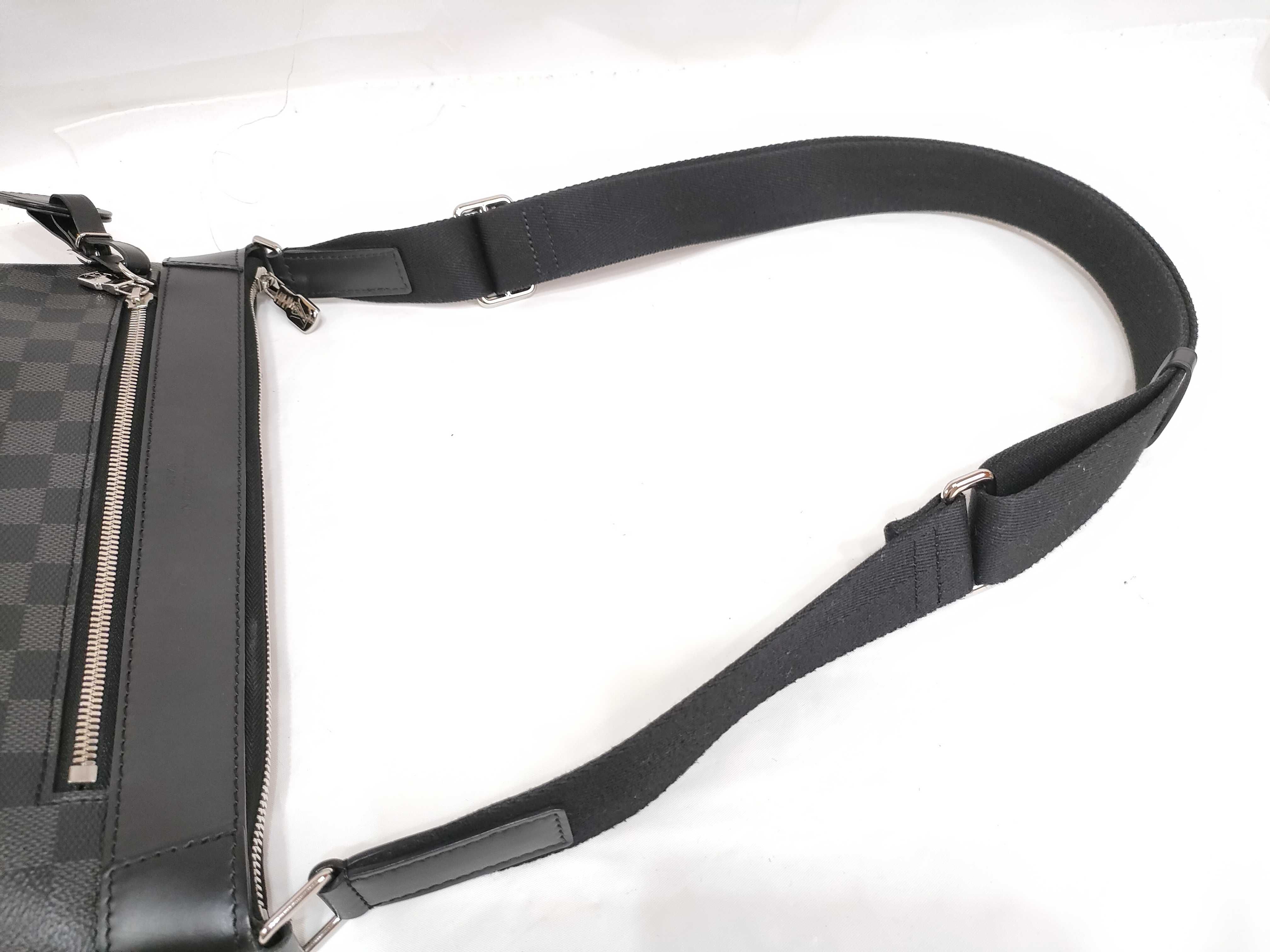 Damier Graphite Mick PM NM N40003 CA1149 Black Shoulder Bag — view 3