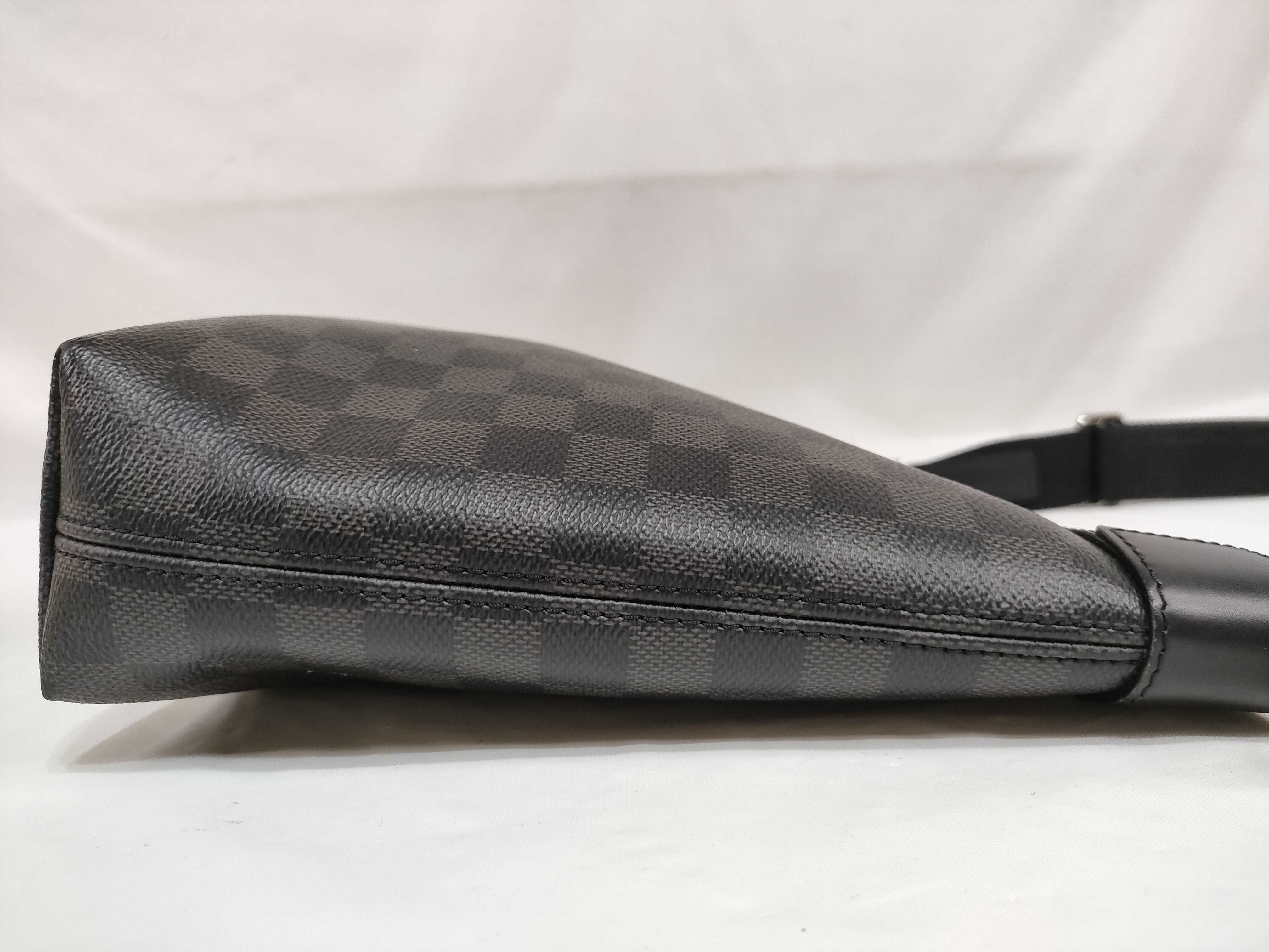 Damier Graphite Mick PM NM N40003 CA1149 Black Shoulder Bag — view 6