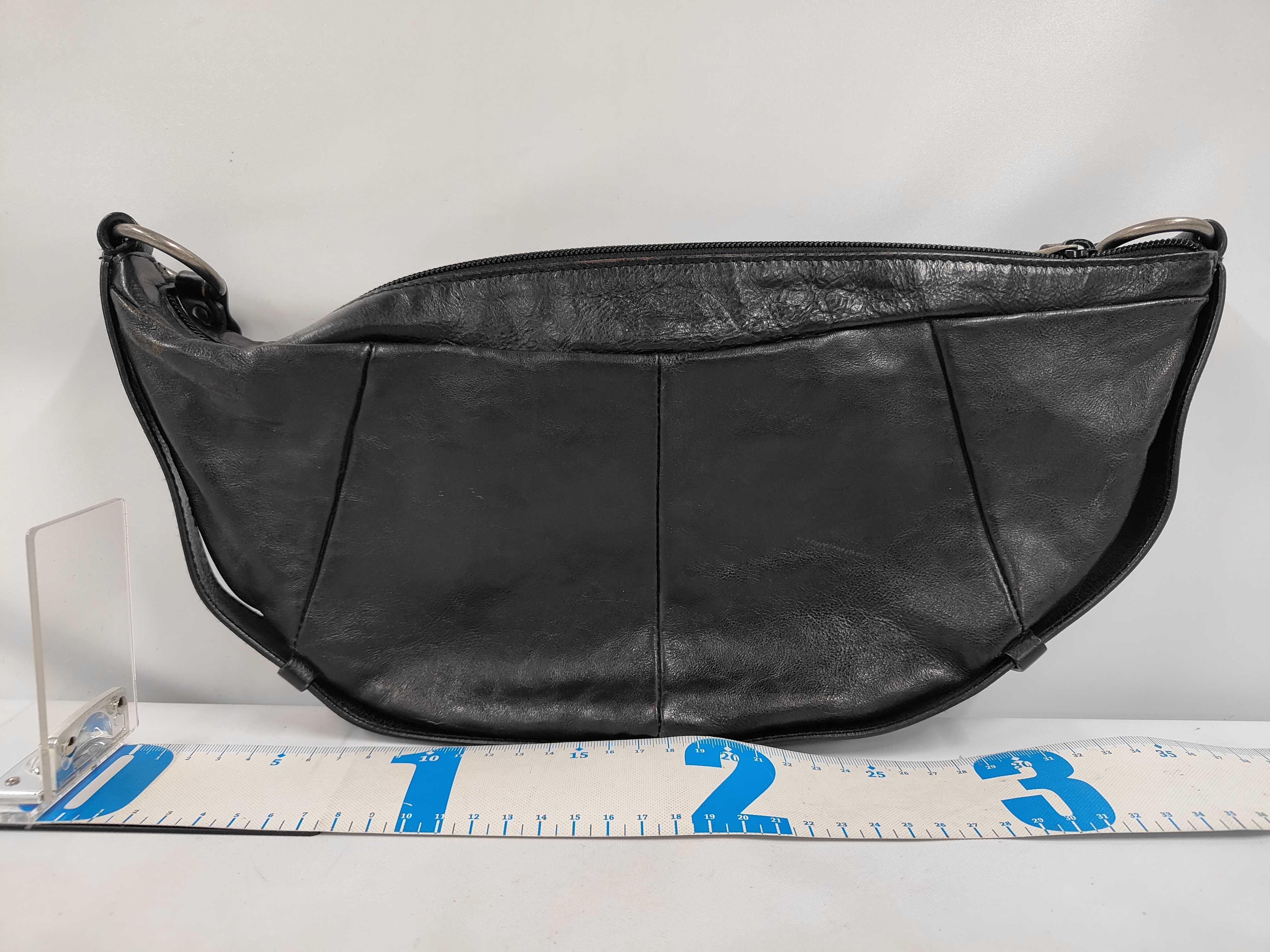 (Tom Ford era) Mombasa Leather Shoulder Bag, Black — view 2