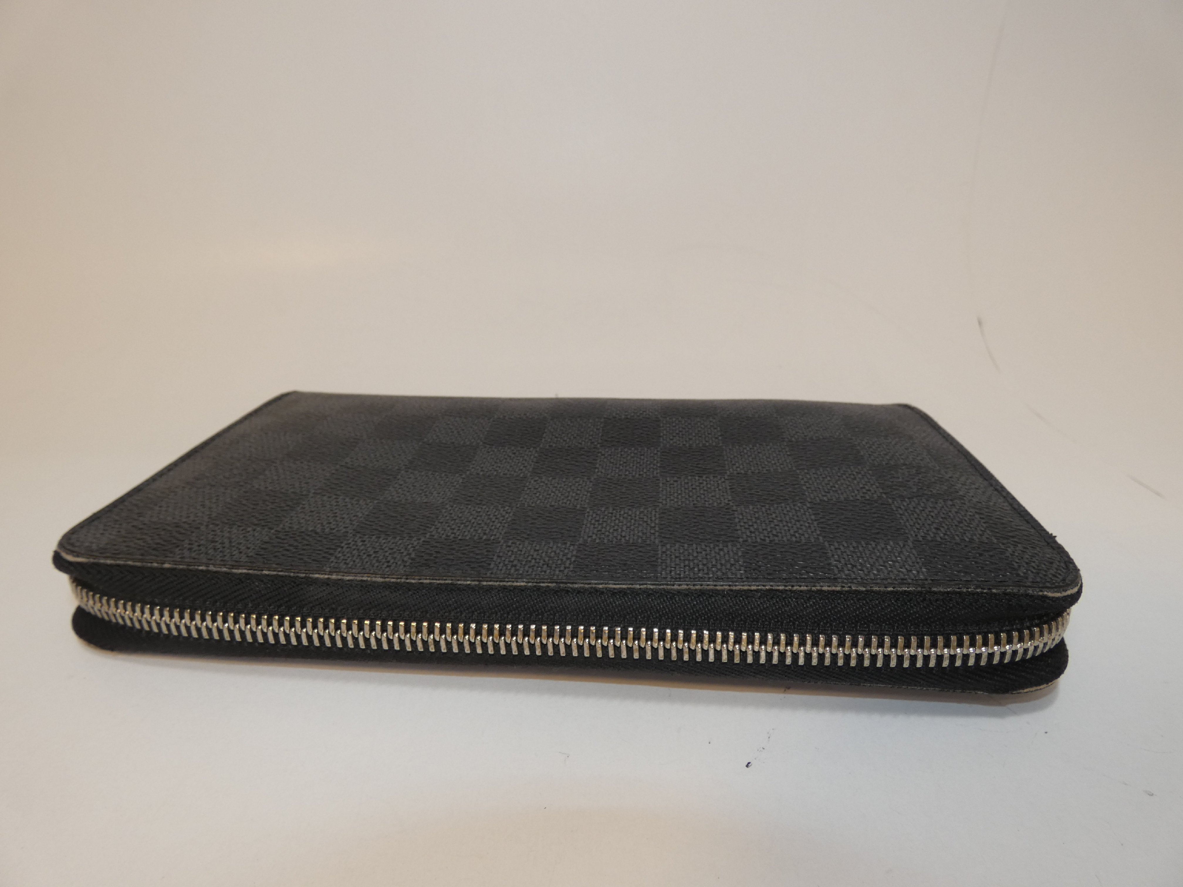 Damier Graphite Organizer Zippy Long Wallet — view 3