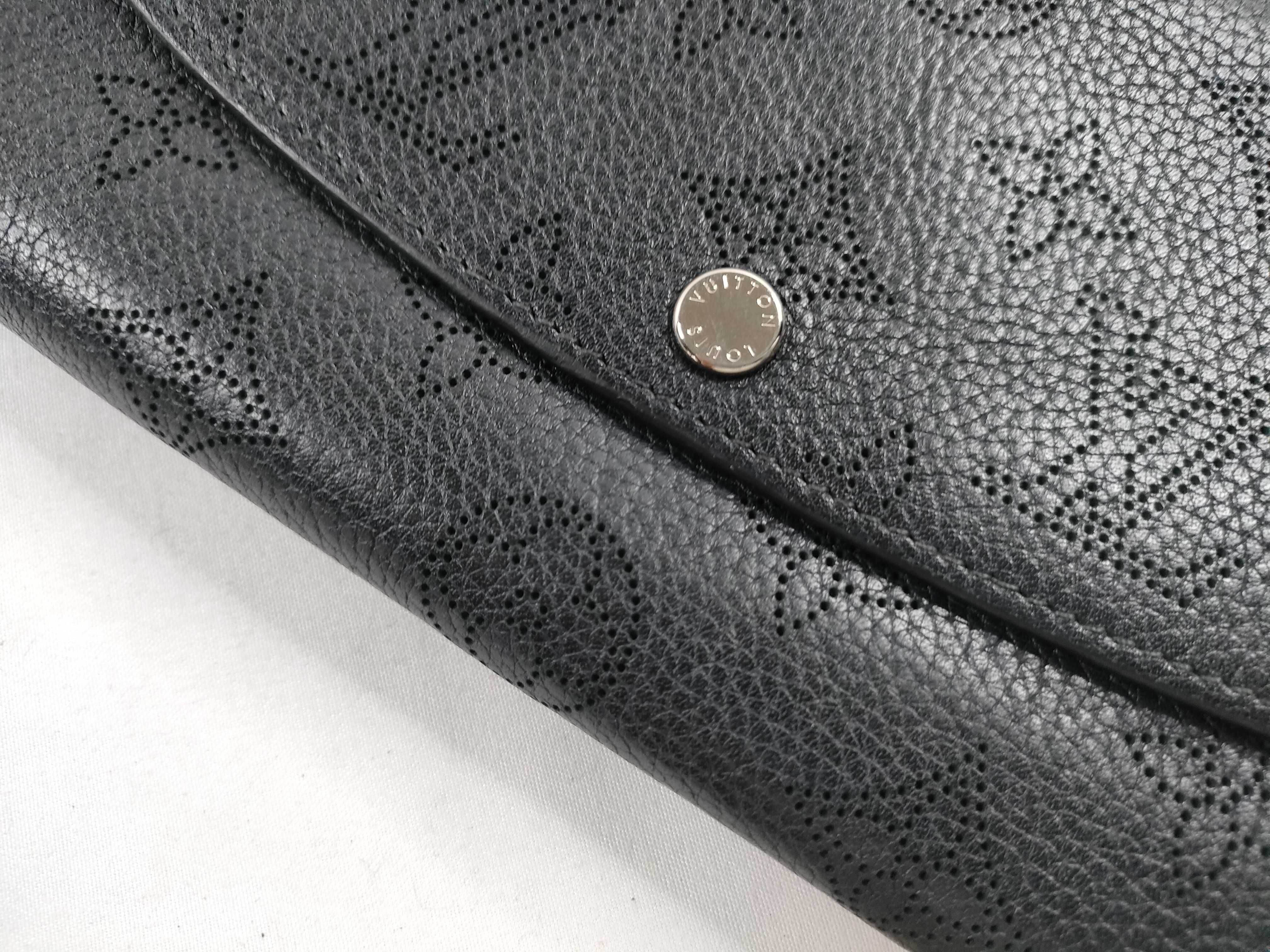Mahina Louis Vuitton Portefeuille Mahina Wallet — view 8