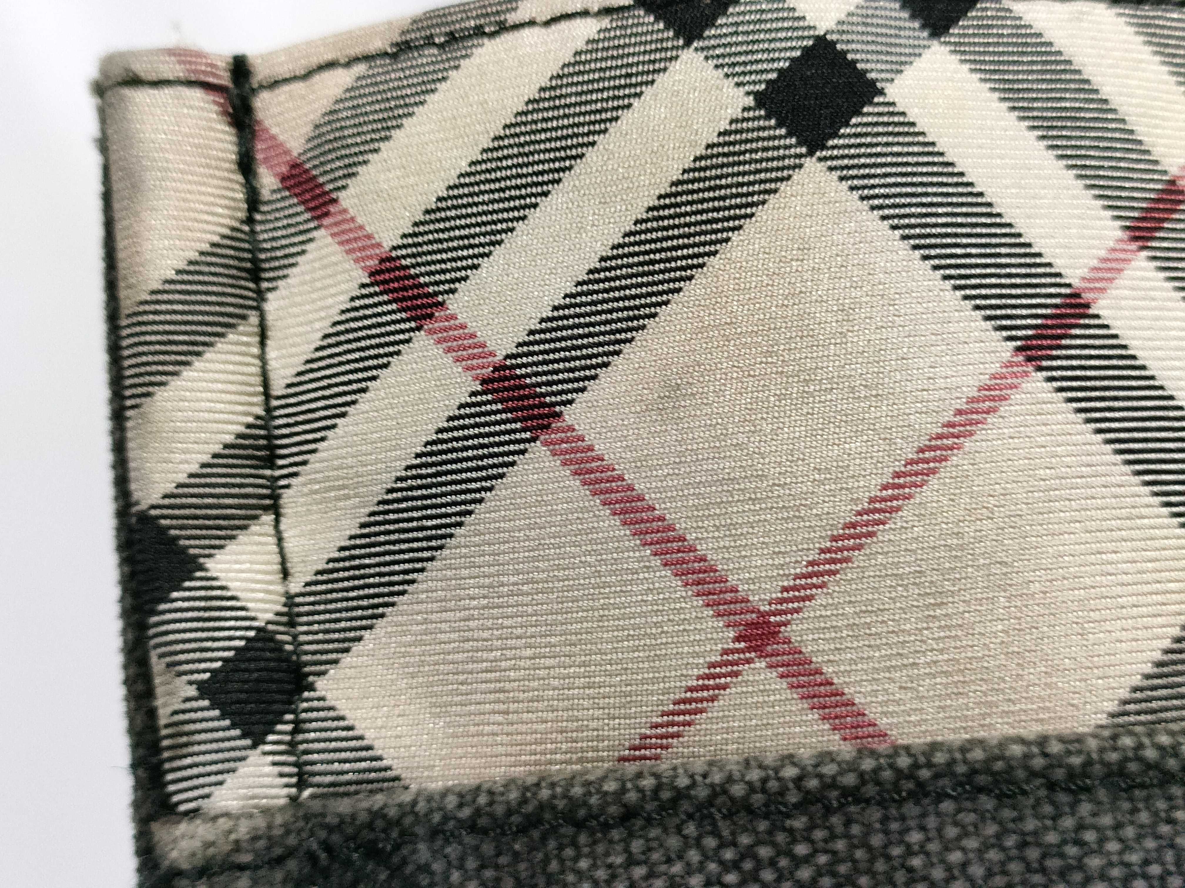 Blue Label Tote Bag (Partially featuring Nova Check pattern) ZAE28-322-09 — view 10