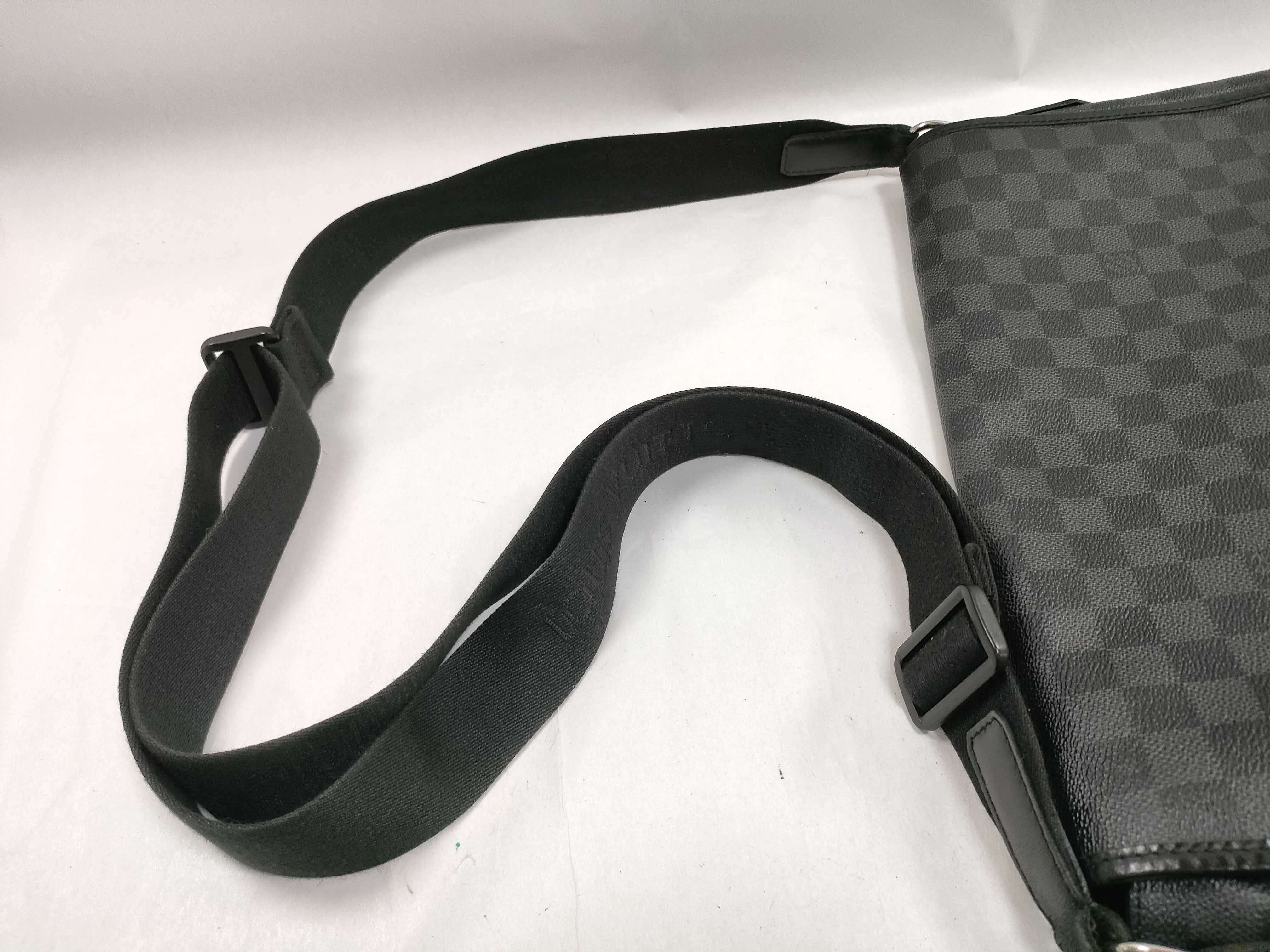 Damier Graphite Daniel Business Bag — view 3