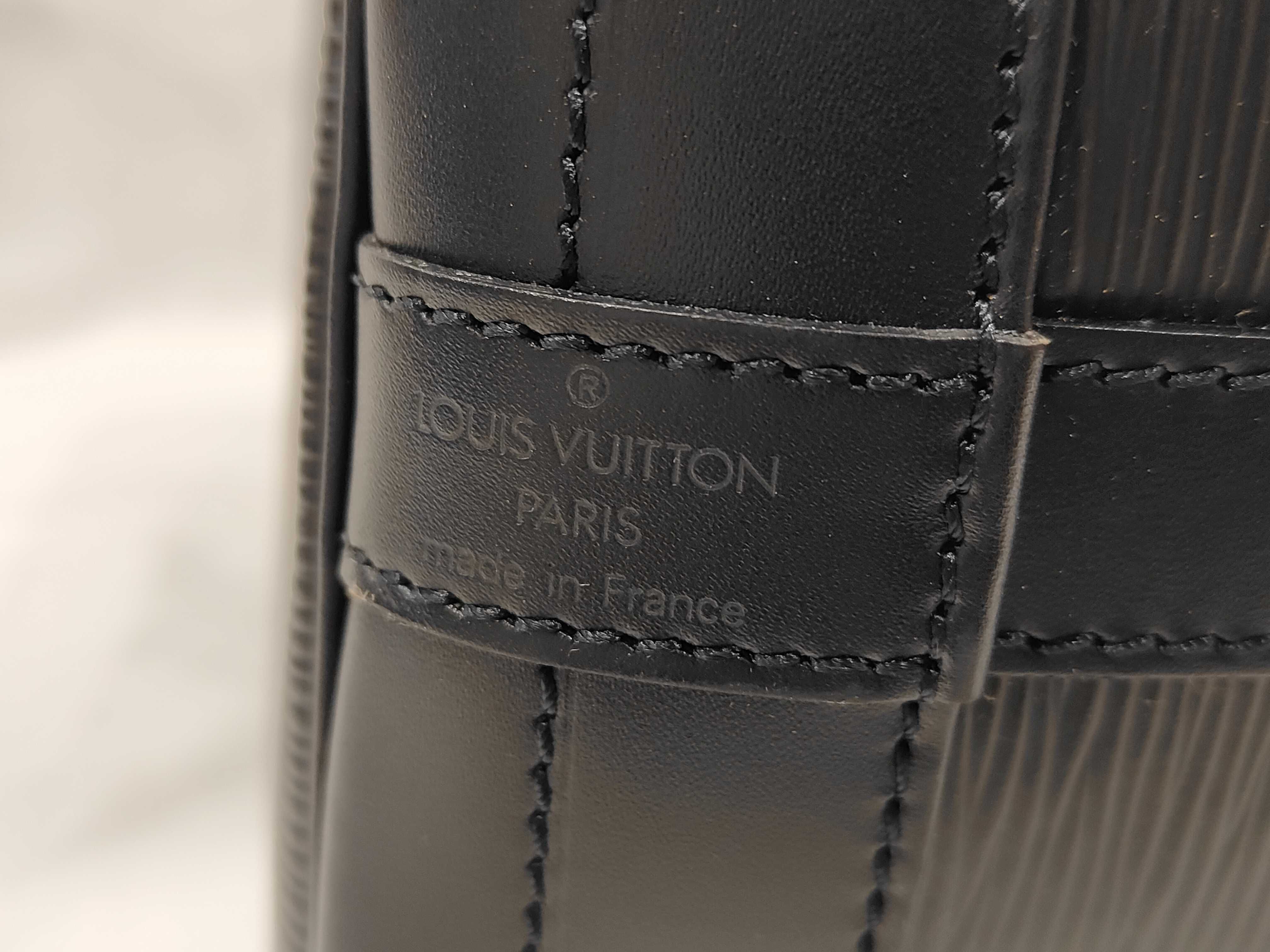 Epi Noe BB Shoulder Bag — view 11