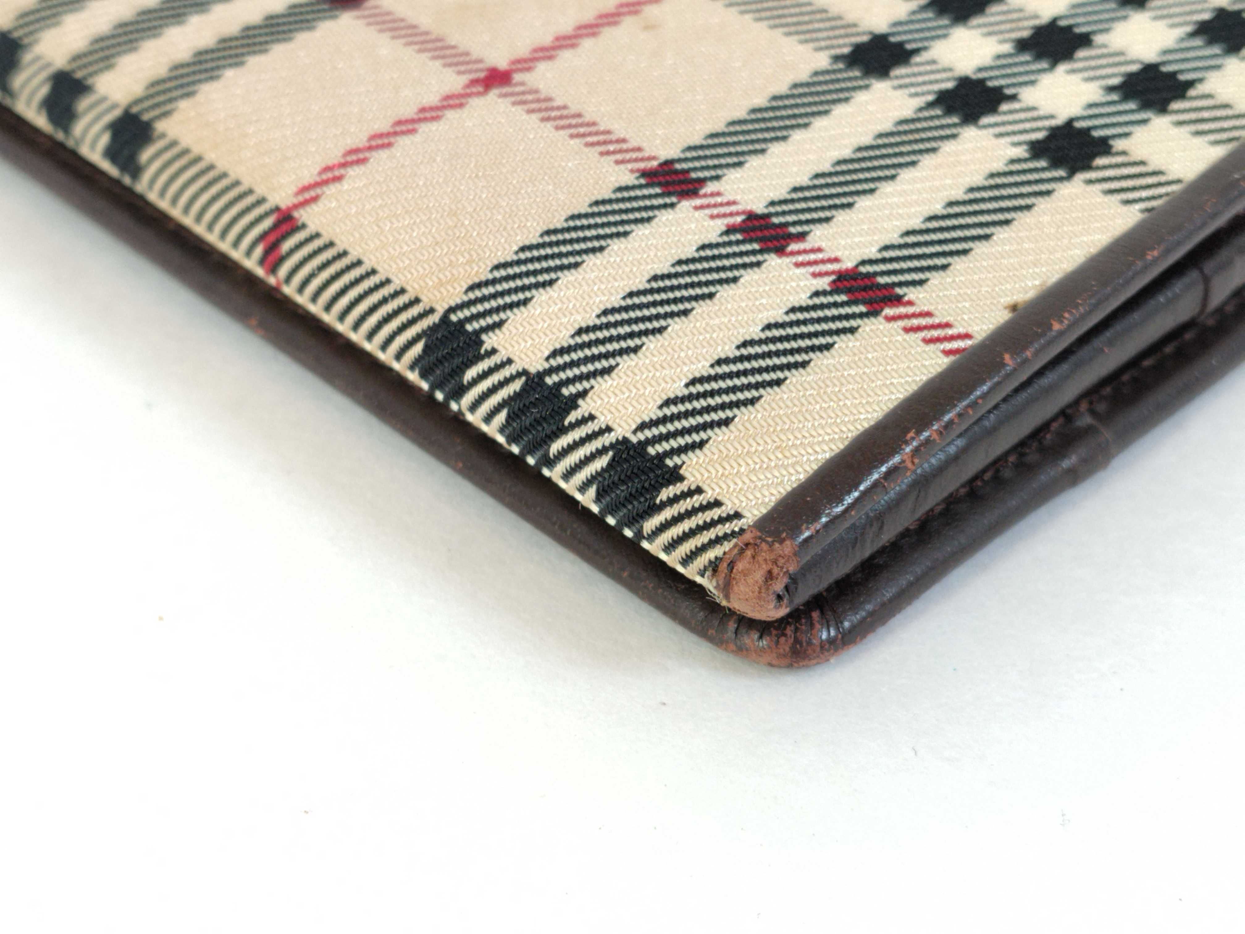 wallet Title: Surprise Wallet — view 3