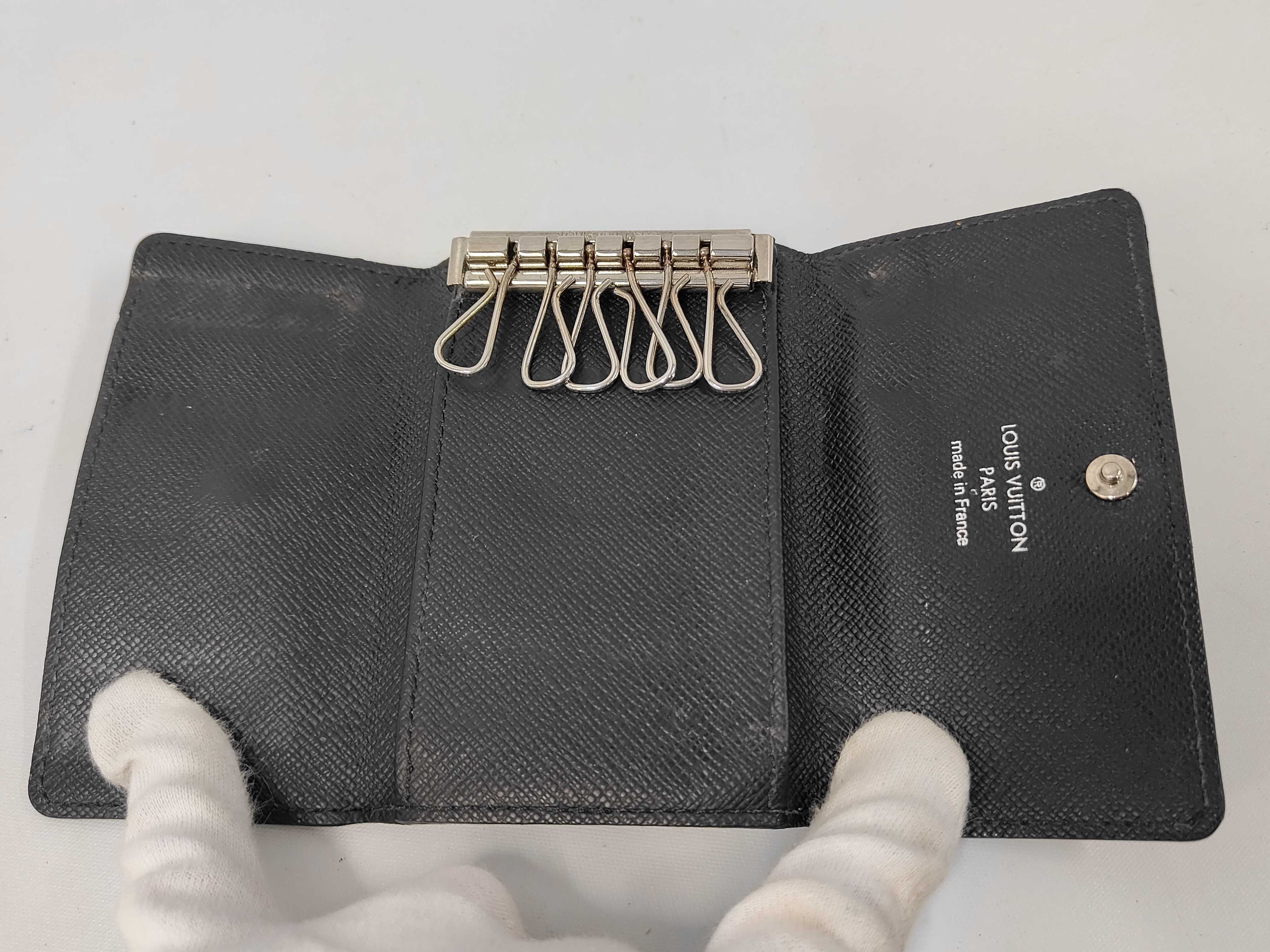 Damier Graphite Key Case — view 8