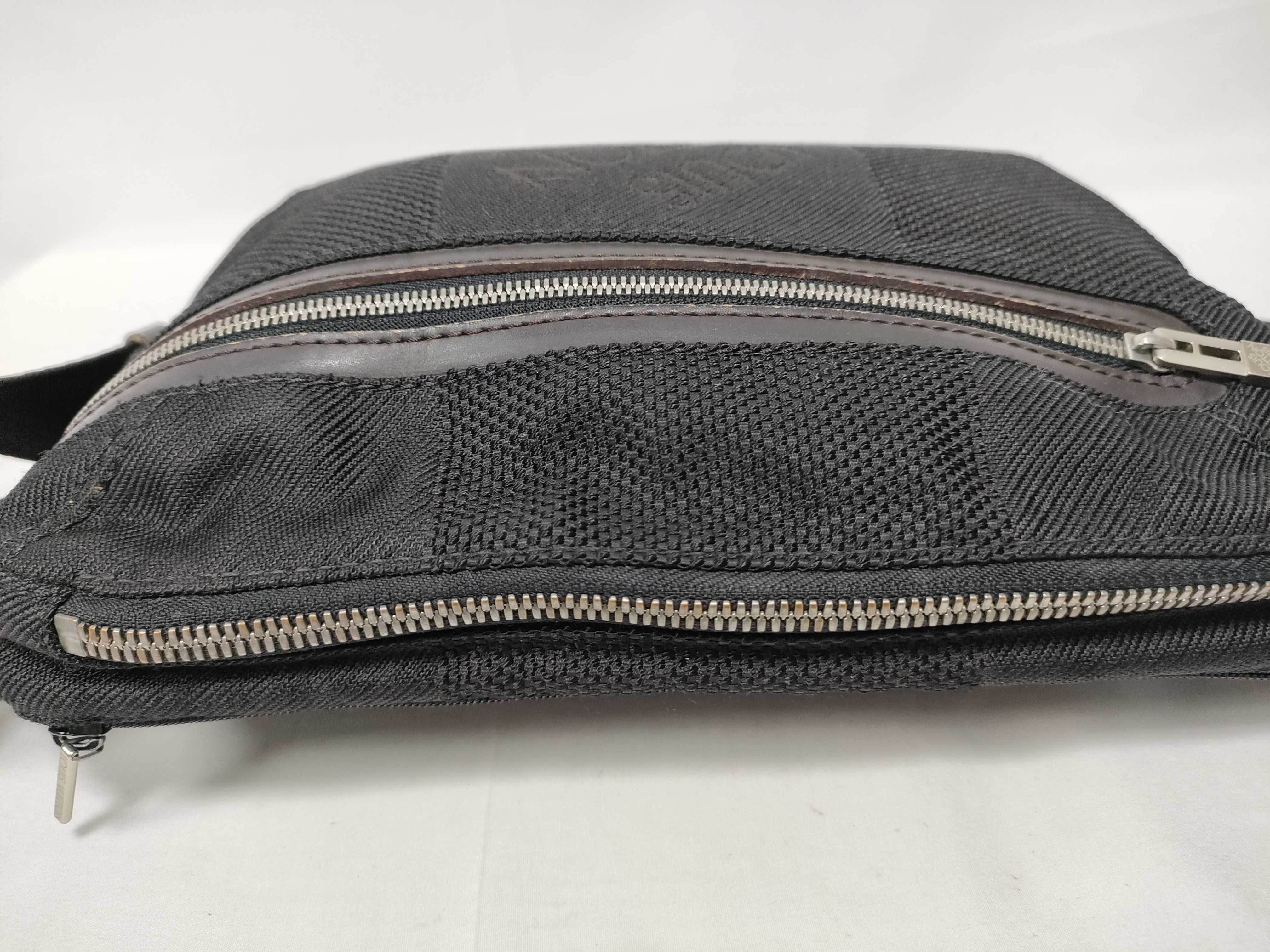 Damier Geant Louis Vuitton M93021 Arche AR0075 Body Bag Waist Bag Damier Geant Black Waist Bag — view 13