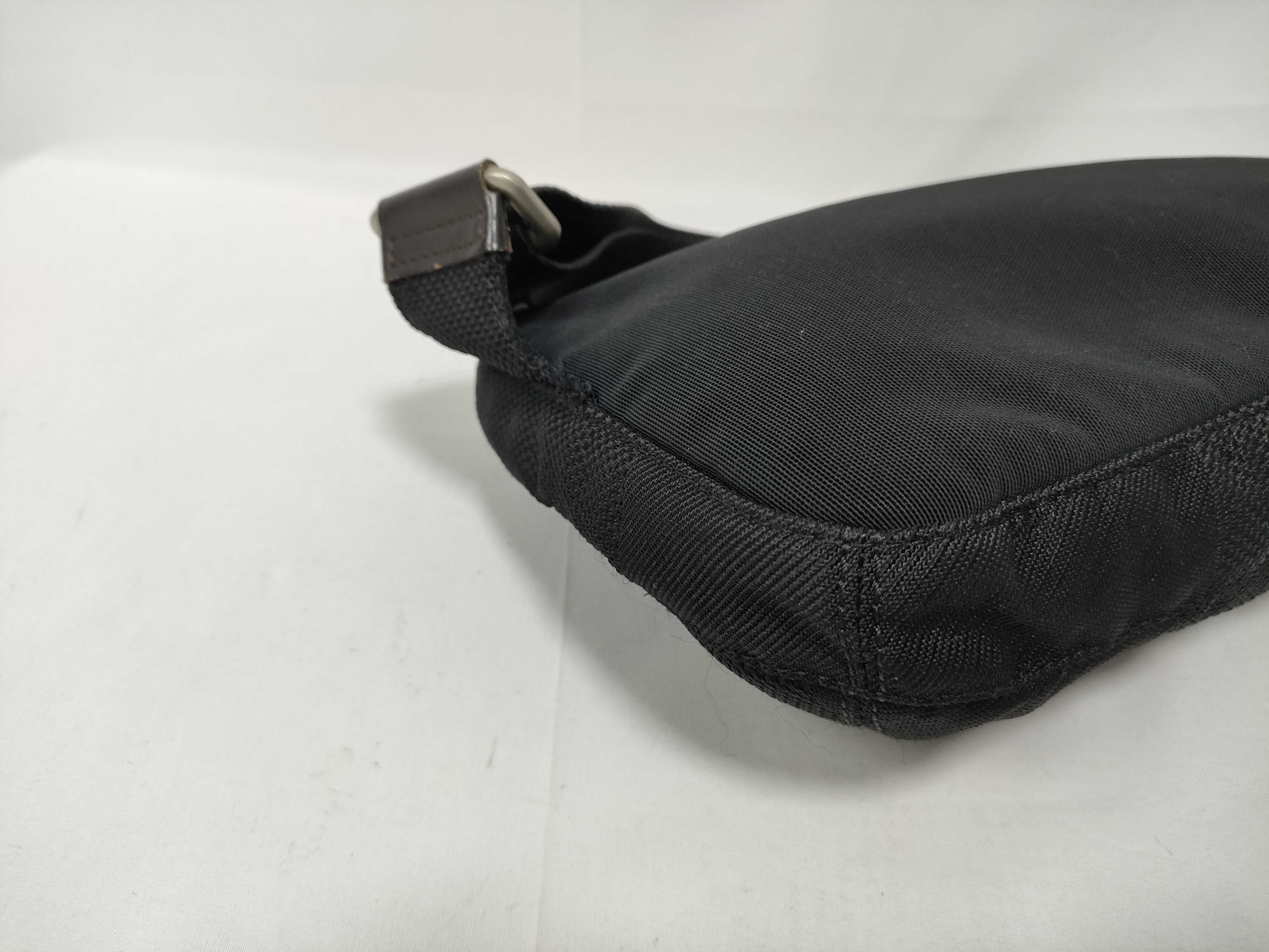 Damier Geant Louis Vuitton M93021 Arche AR0075 Body Bag Waist Bag Damier Geant Black Waist Bag — view 5