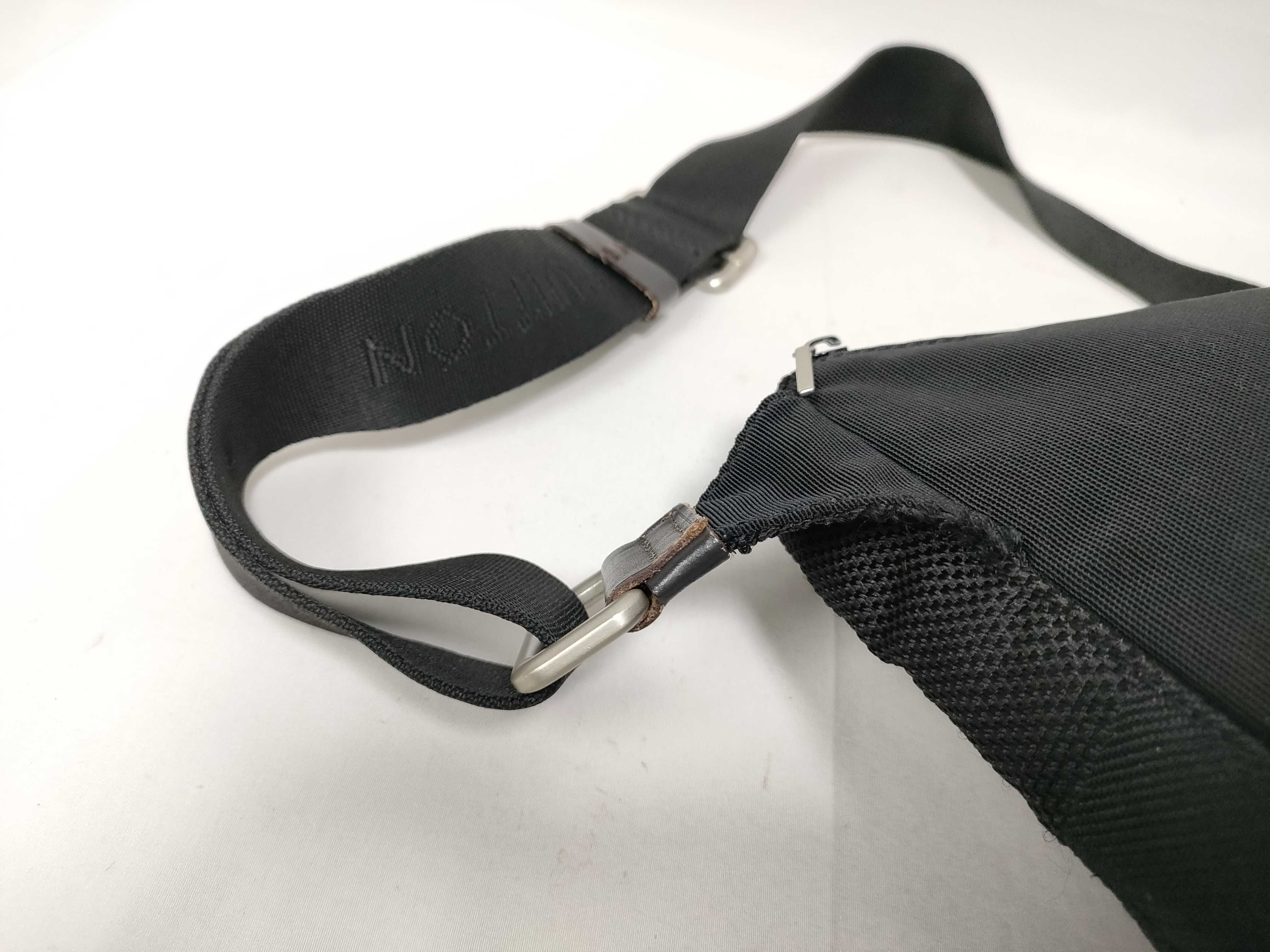 Damier Geant Louis Vuitton M93021 Arche AR0075 Body Bag Waist Bag Damier Geant Black Waist Bag — view 6