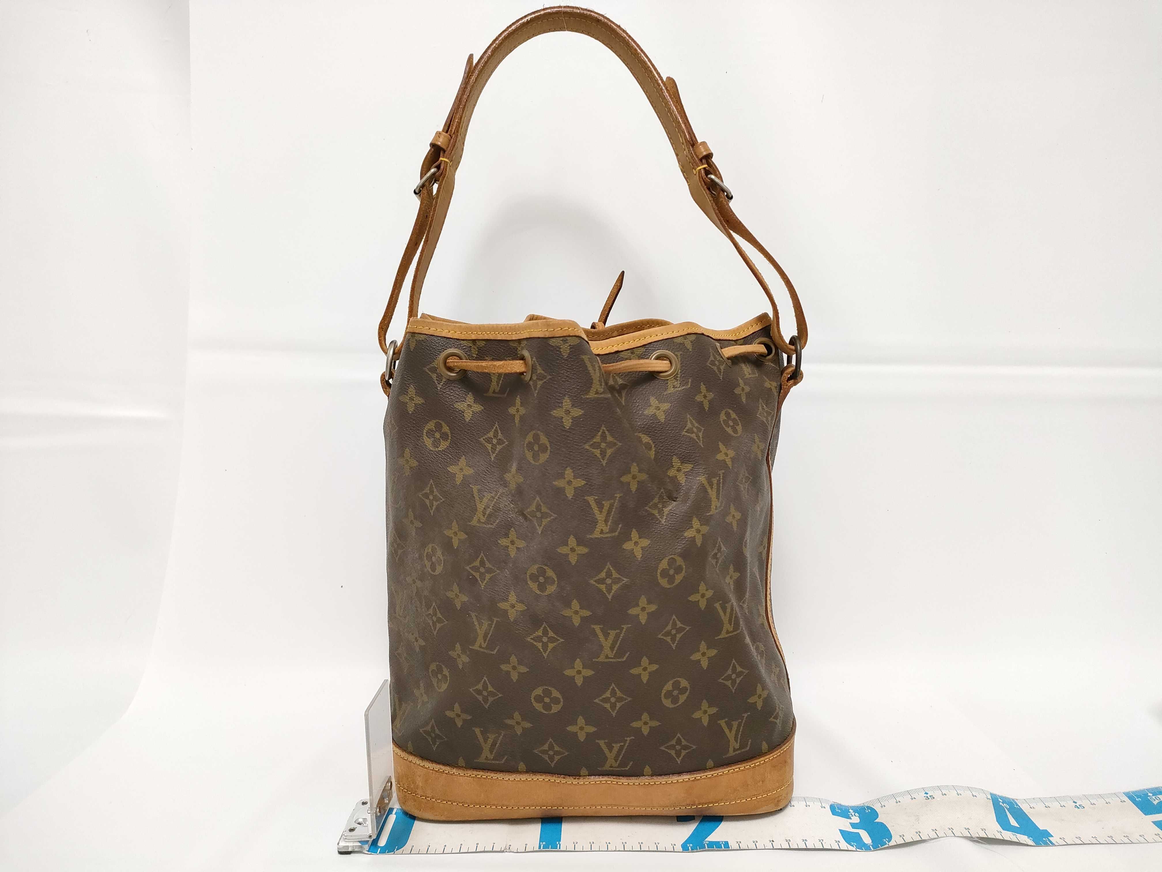 Monogram Louis Vuitton Monogram Noe M42224 Handbag — view 2