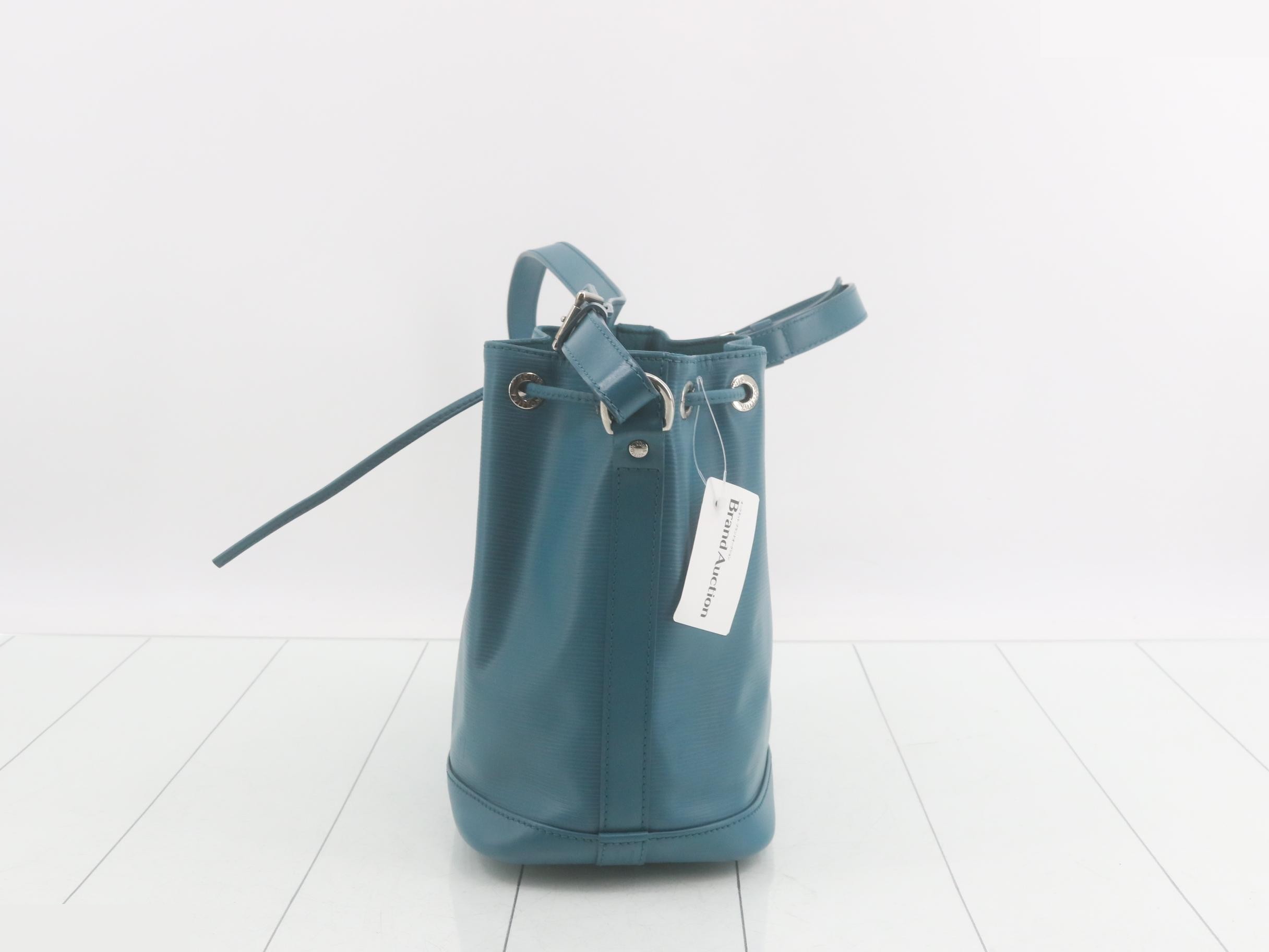 Epi Noe BB Cyan Shoulder Bag — view 3
