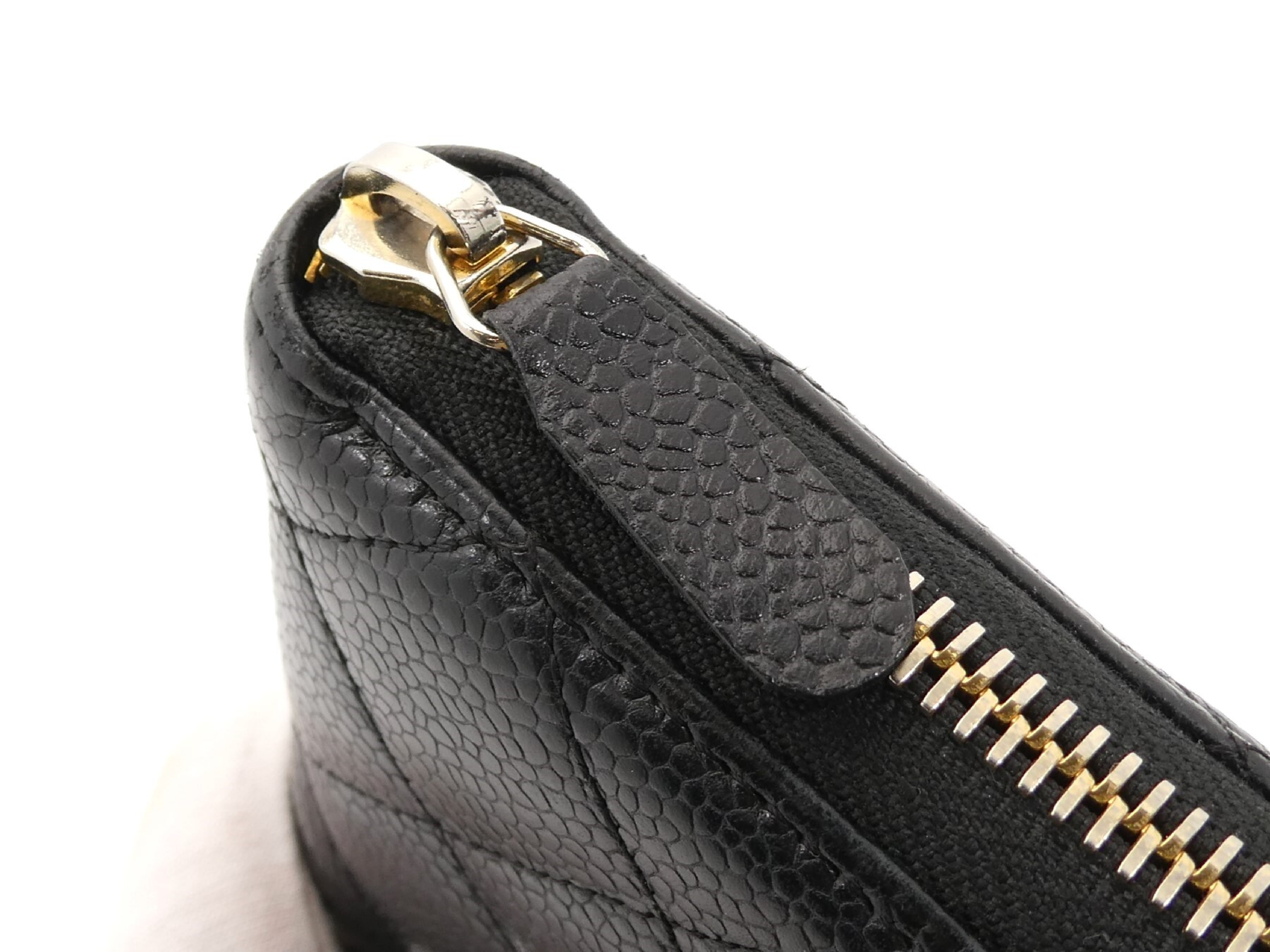 Matelassé Coco Mark Caviar Skin Round Zip Wallet — view 11