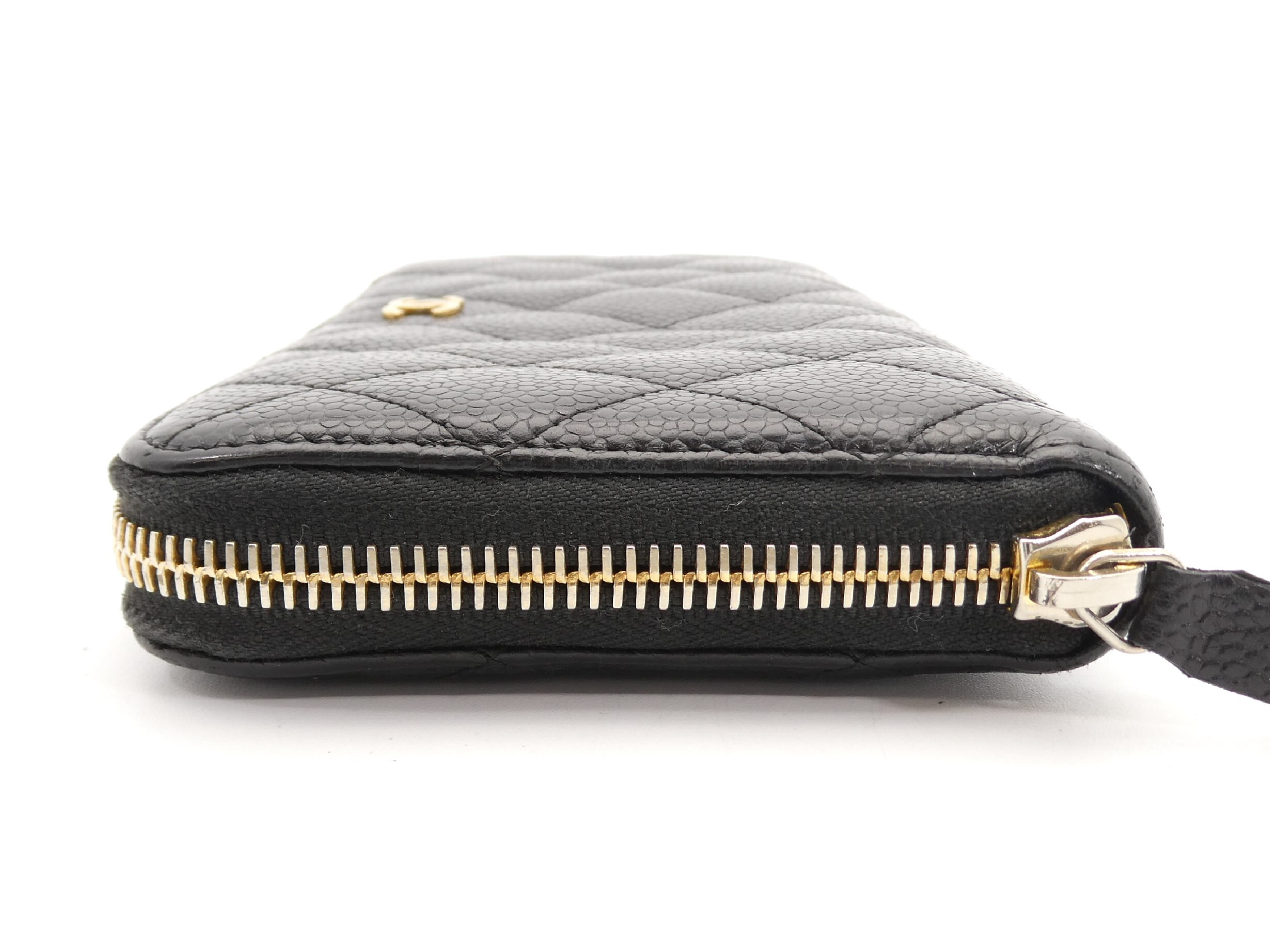 Matelassé Coco Mark Caviar Skin Round Zip Wallet — view 3