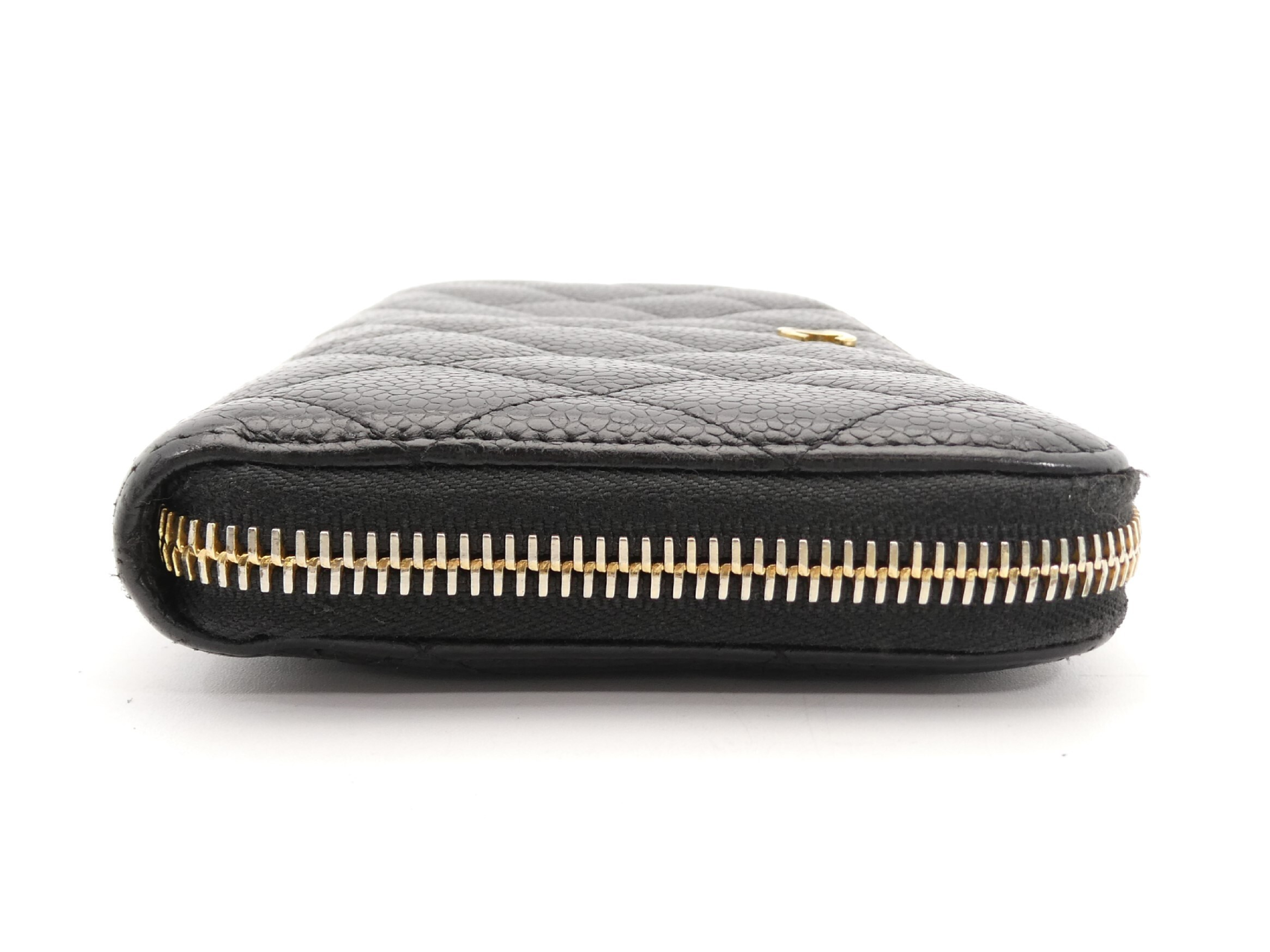 Matelassé Coco Mark Caviar Skin Round Zip Wallet — view 4