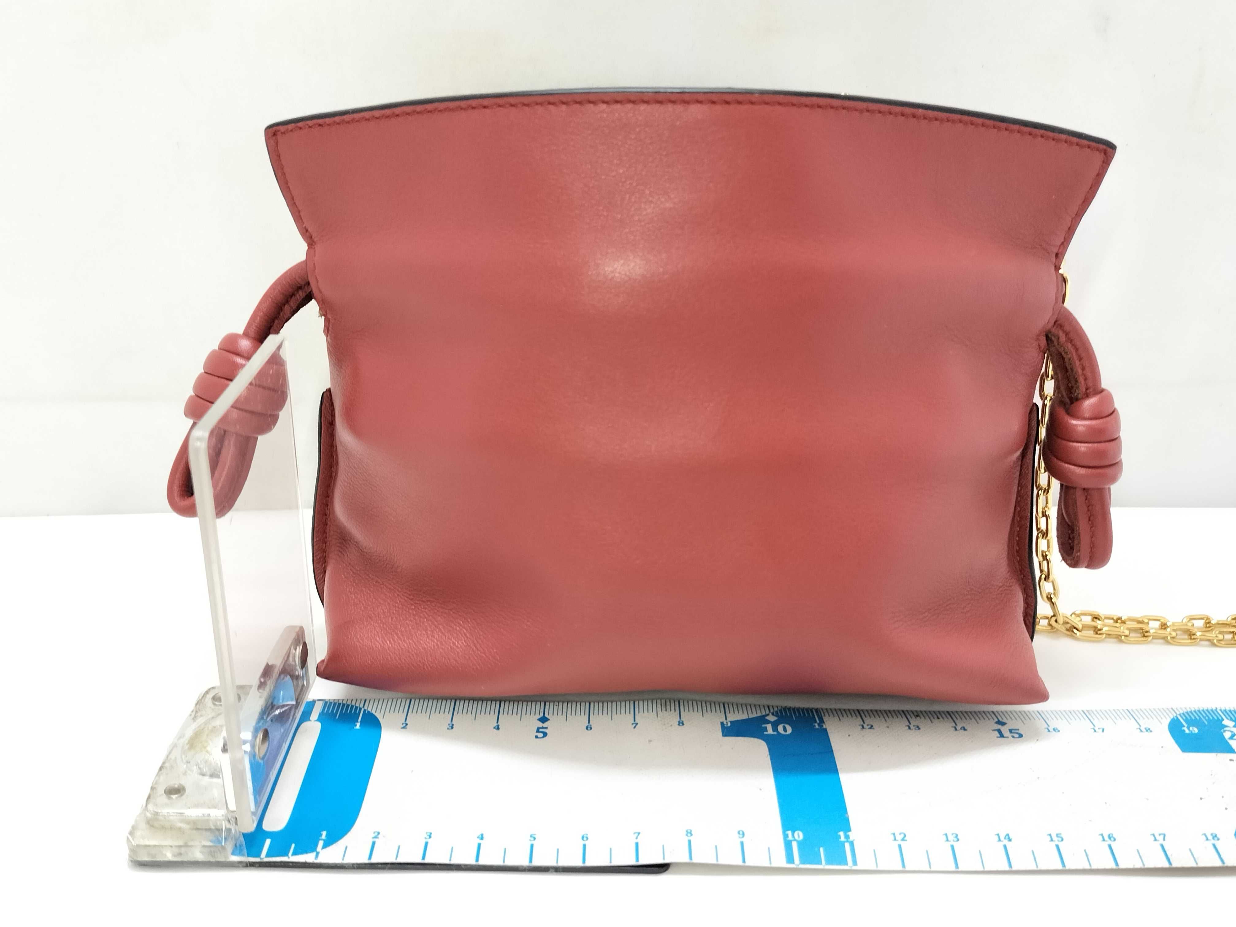handbag — view 2