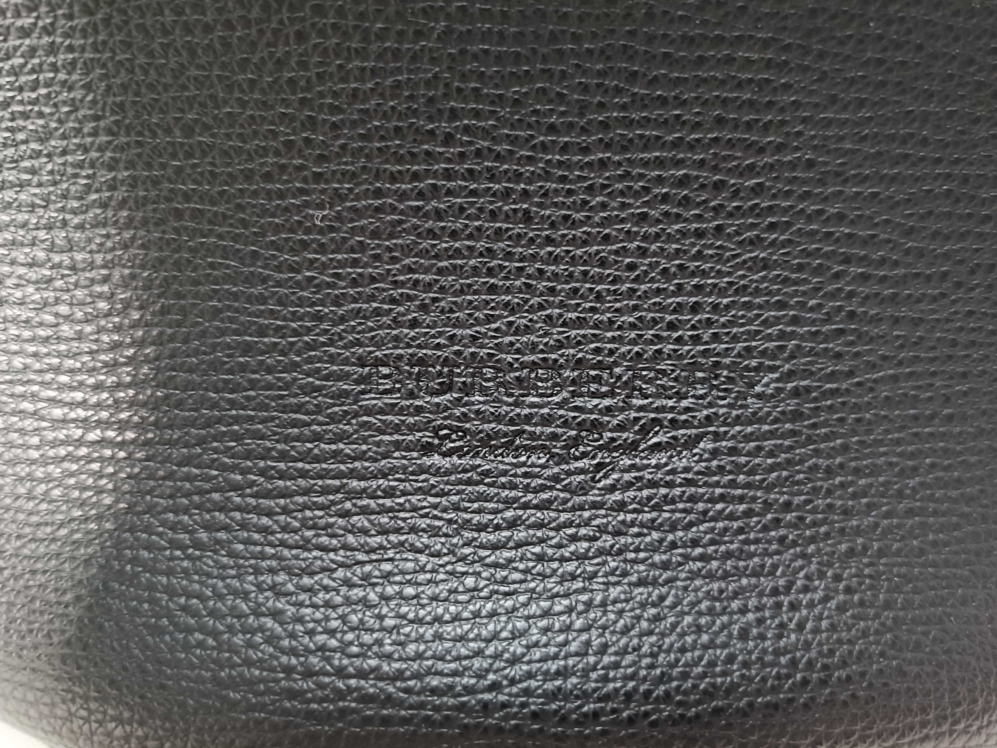 Bucket Tote Nova Check Shoulder Bag — view 12