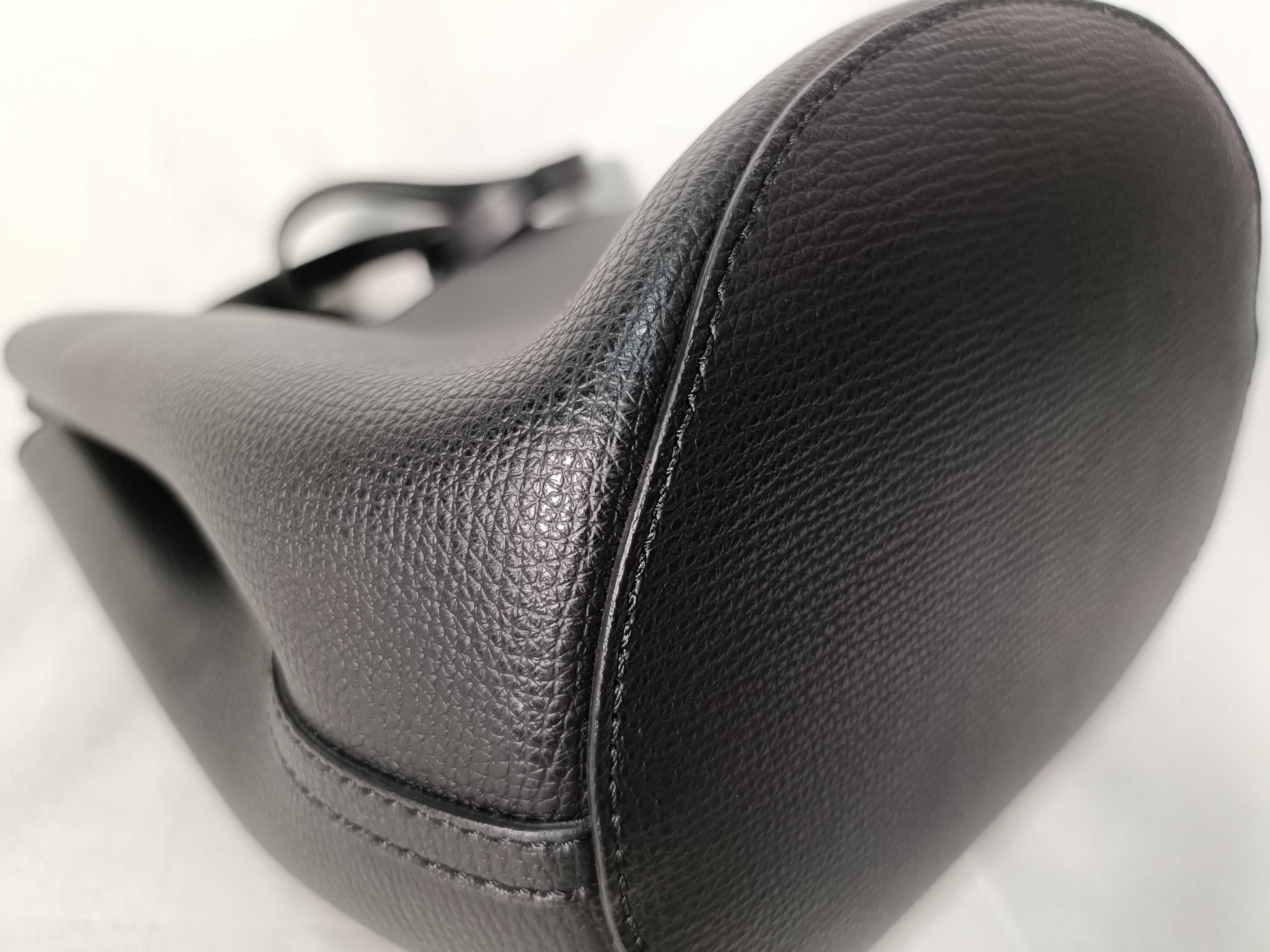 Bucket Tote Nova Check Shoulder Bag — view 4