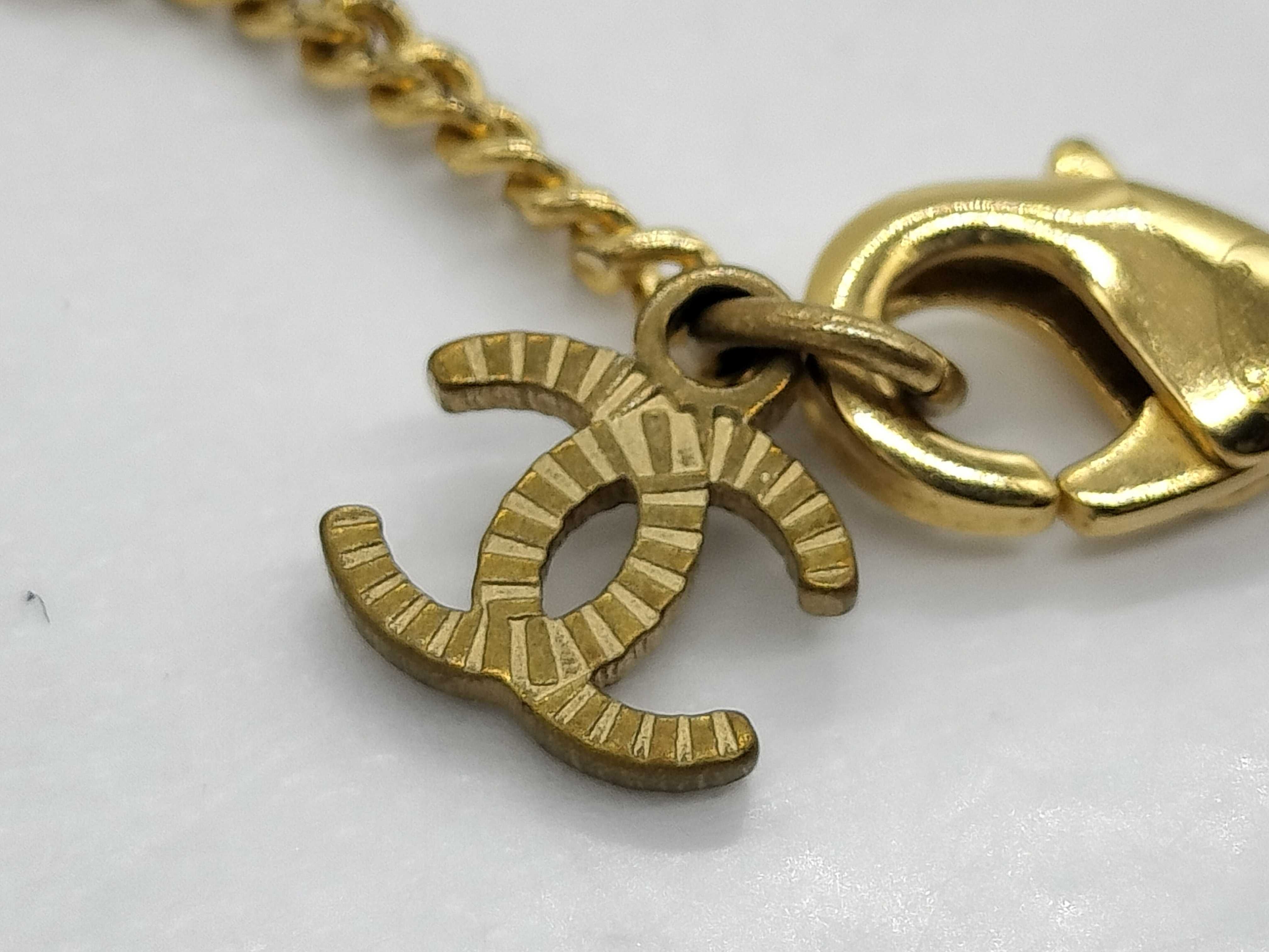 Coco Mark Rhinestone Necklace A20A — view 9