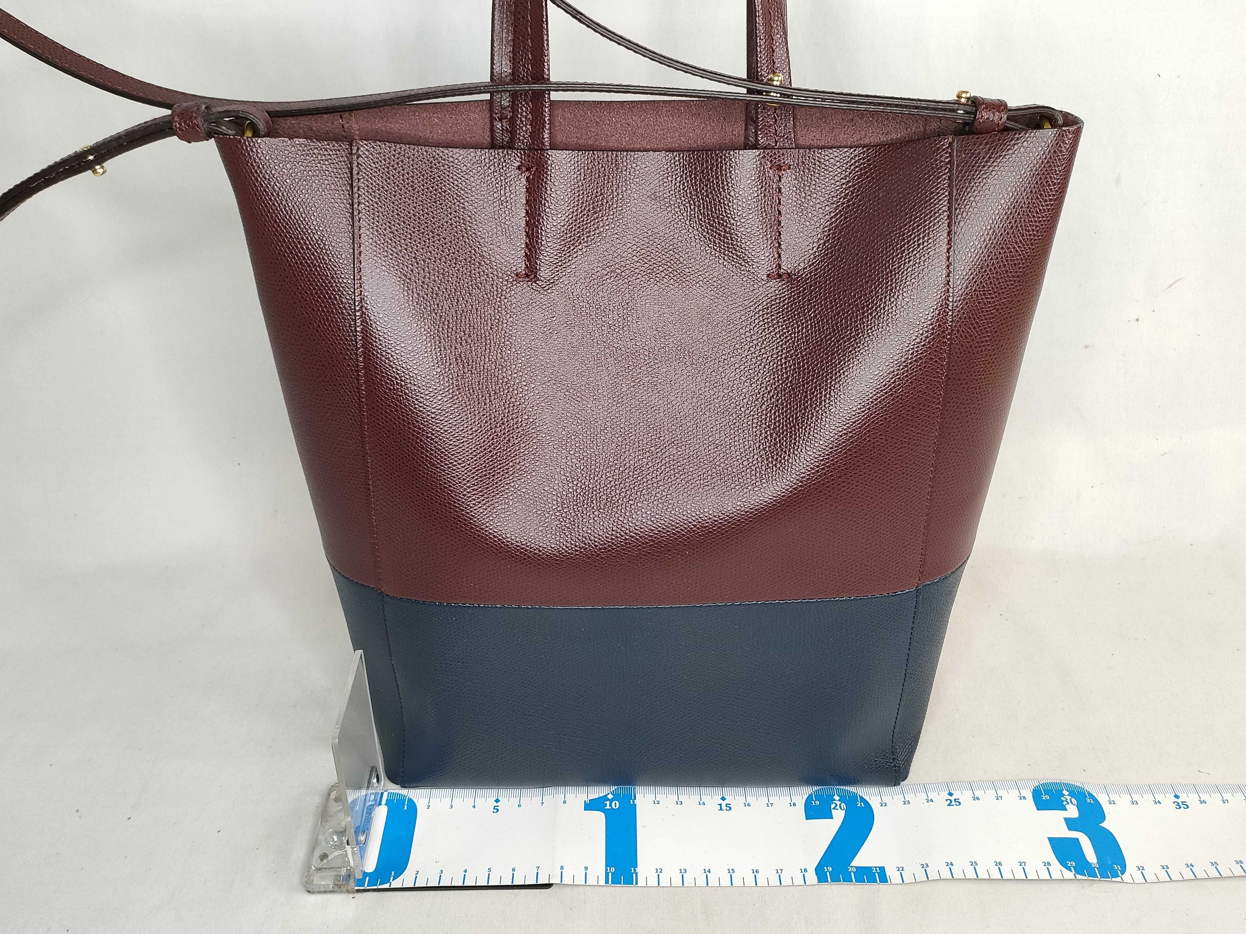 Vertical Cabas Tote Bag — view 2