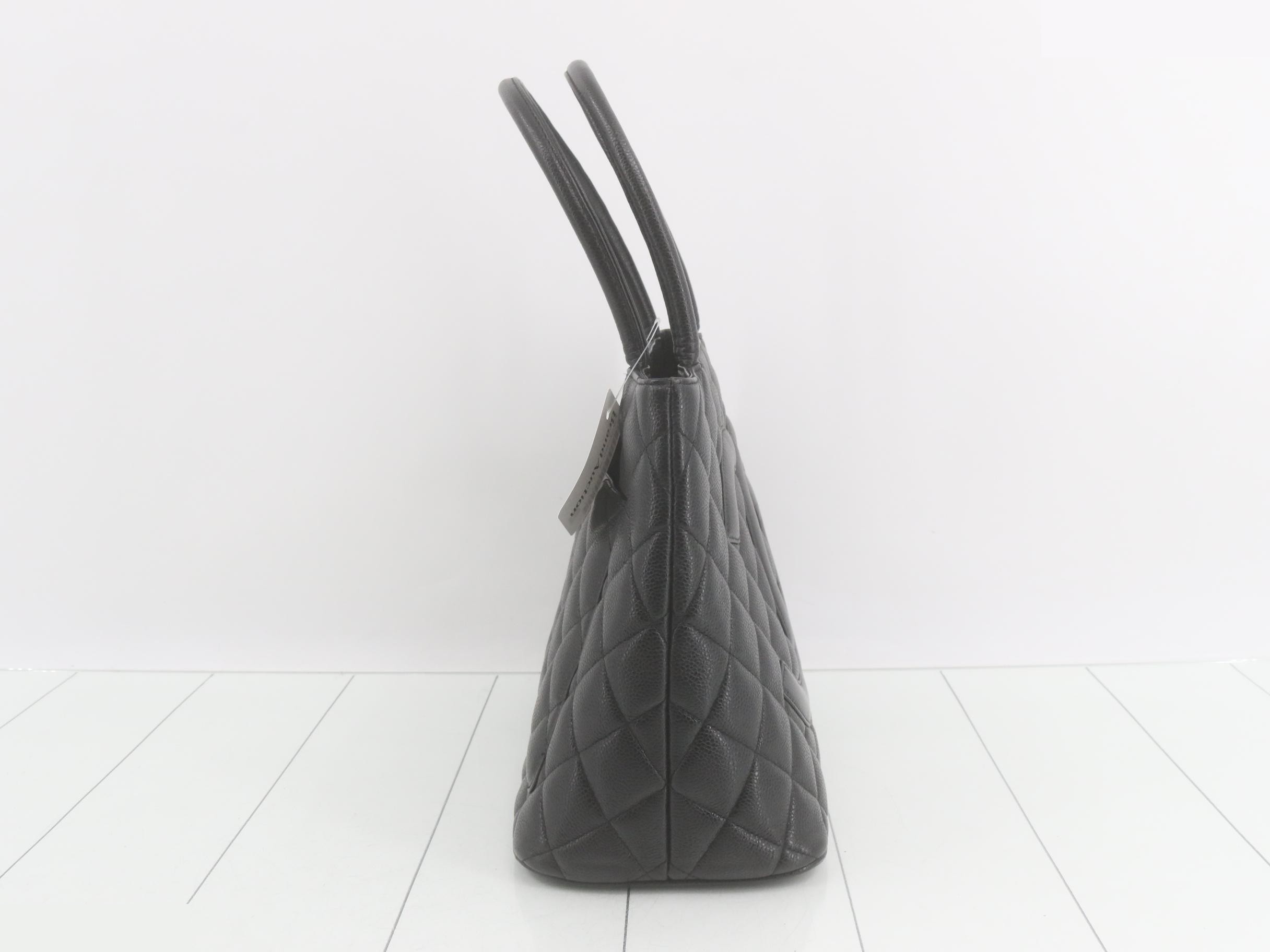 Matelassé Reissue Tote Bag, Caviar Leather — view 4