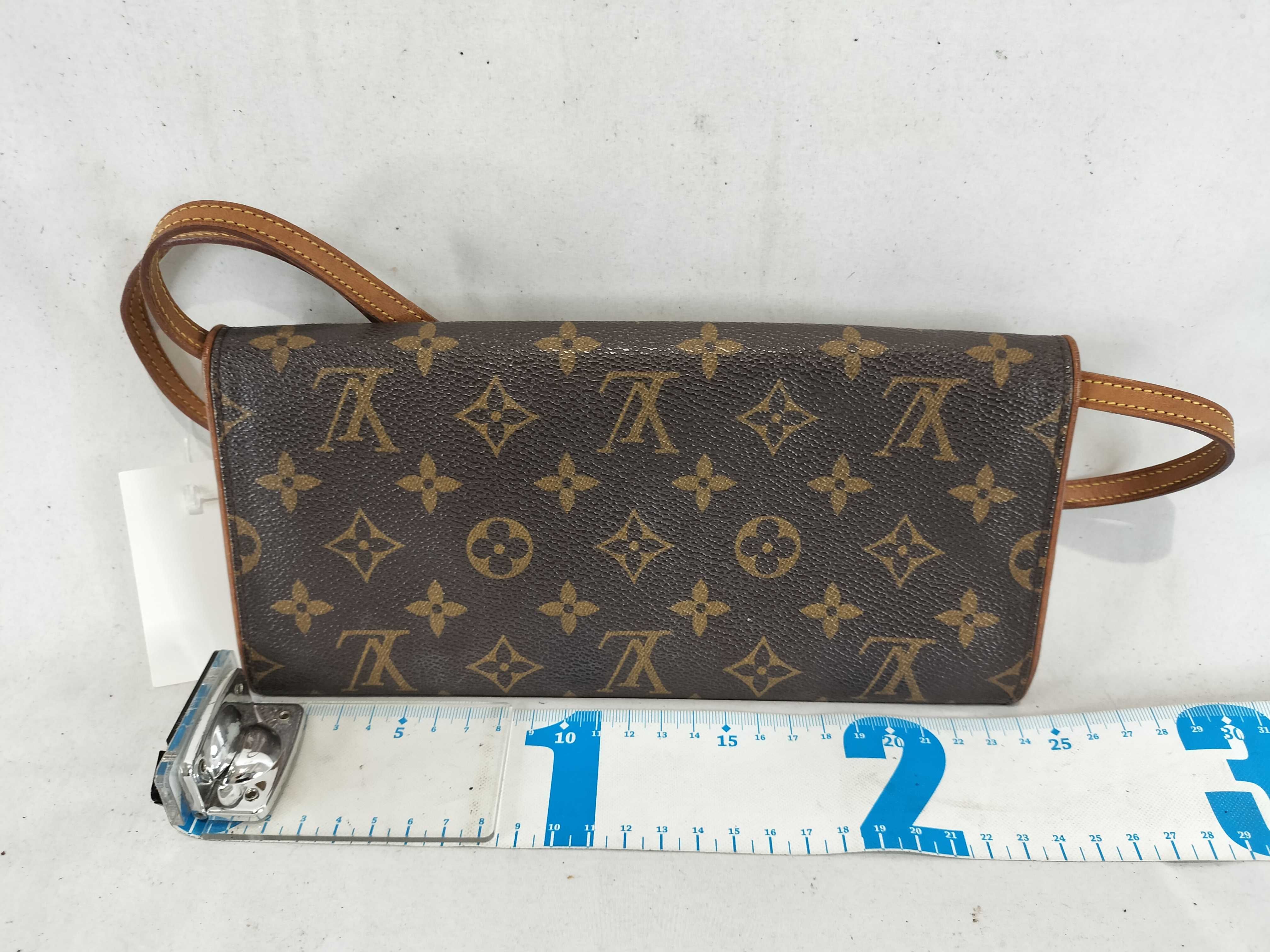 Monogram Pochette Twin GM M51852 Shoulder Bag — view 2