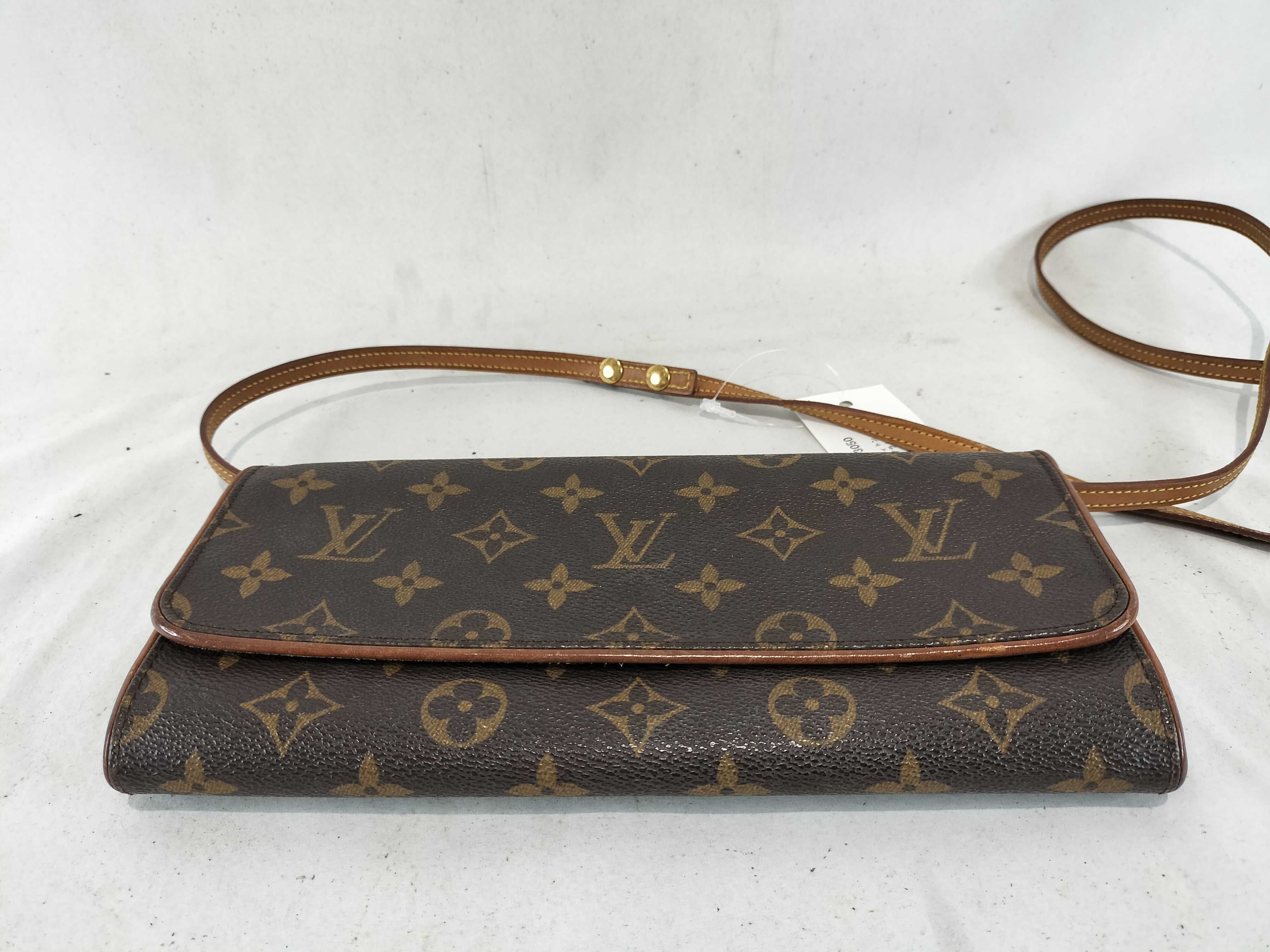 Monogram Pochette Twin GM M51852 Shoulder Bag — view 7