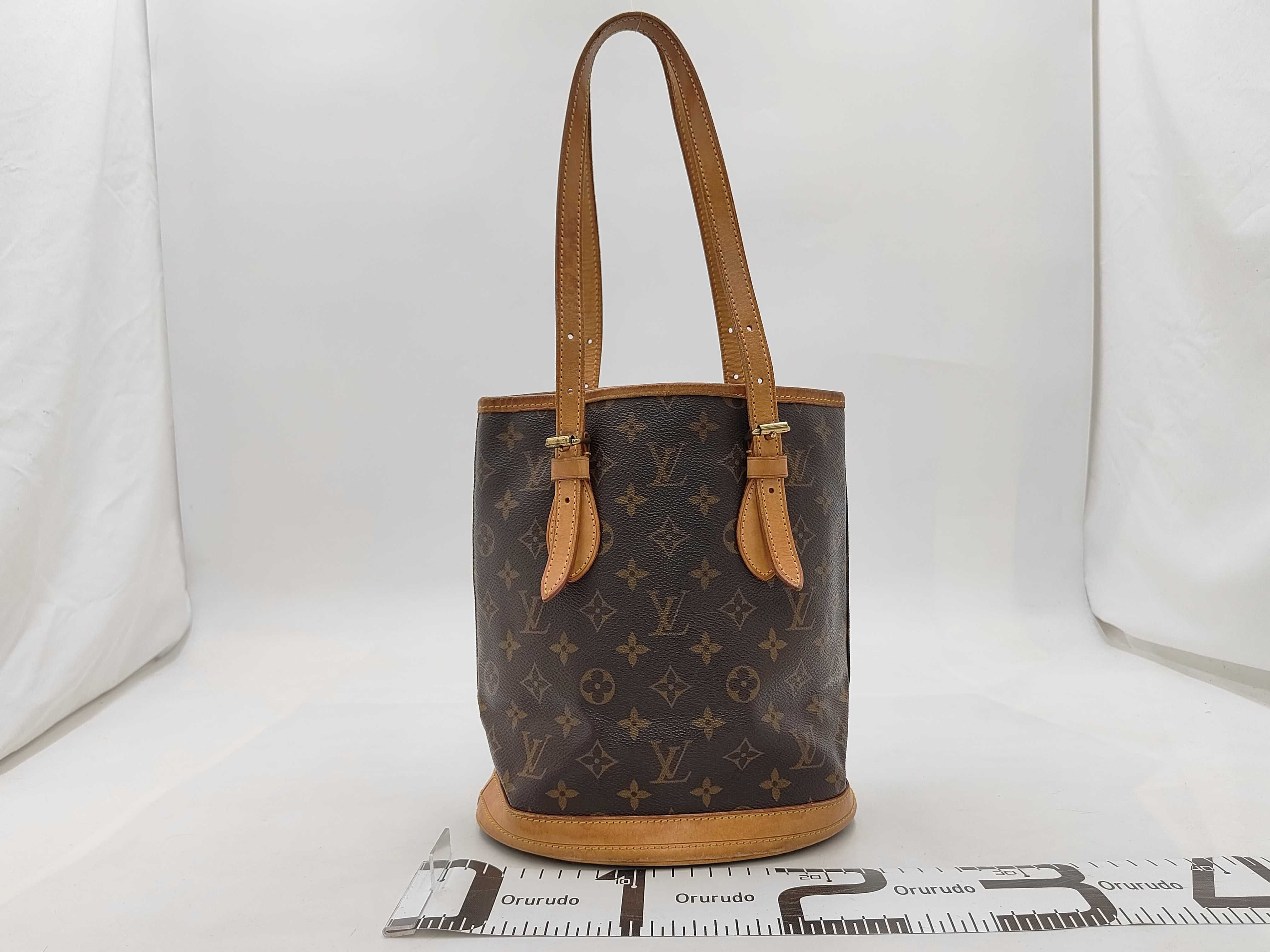Monogram Bucket PM FL0091 Shoulder Bag — view 2