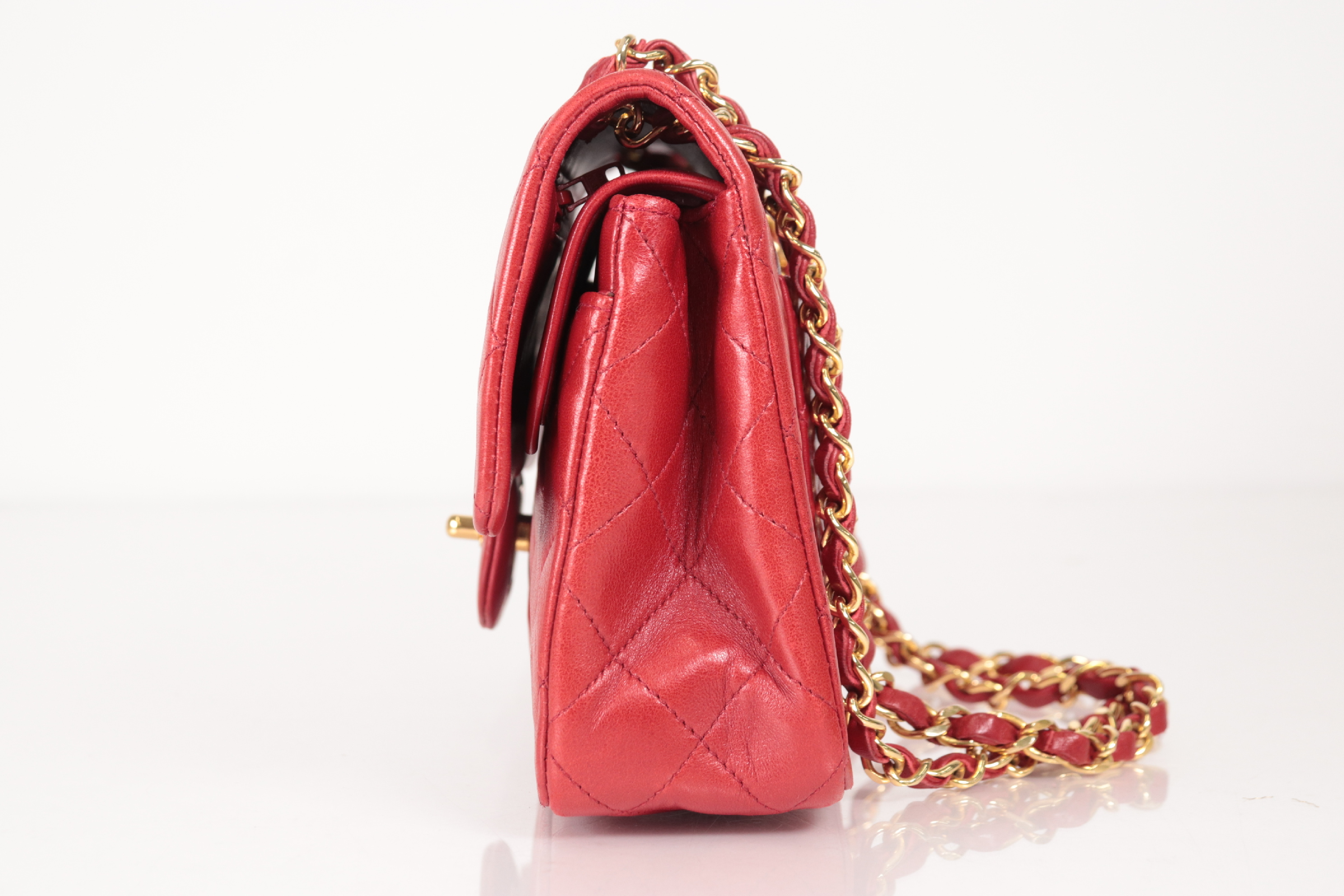 W-Flap 23 Lambskin Chain Shoulder Bag, Red, Series 1 — view 4