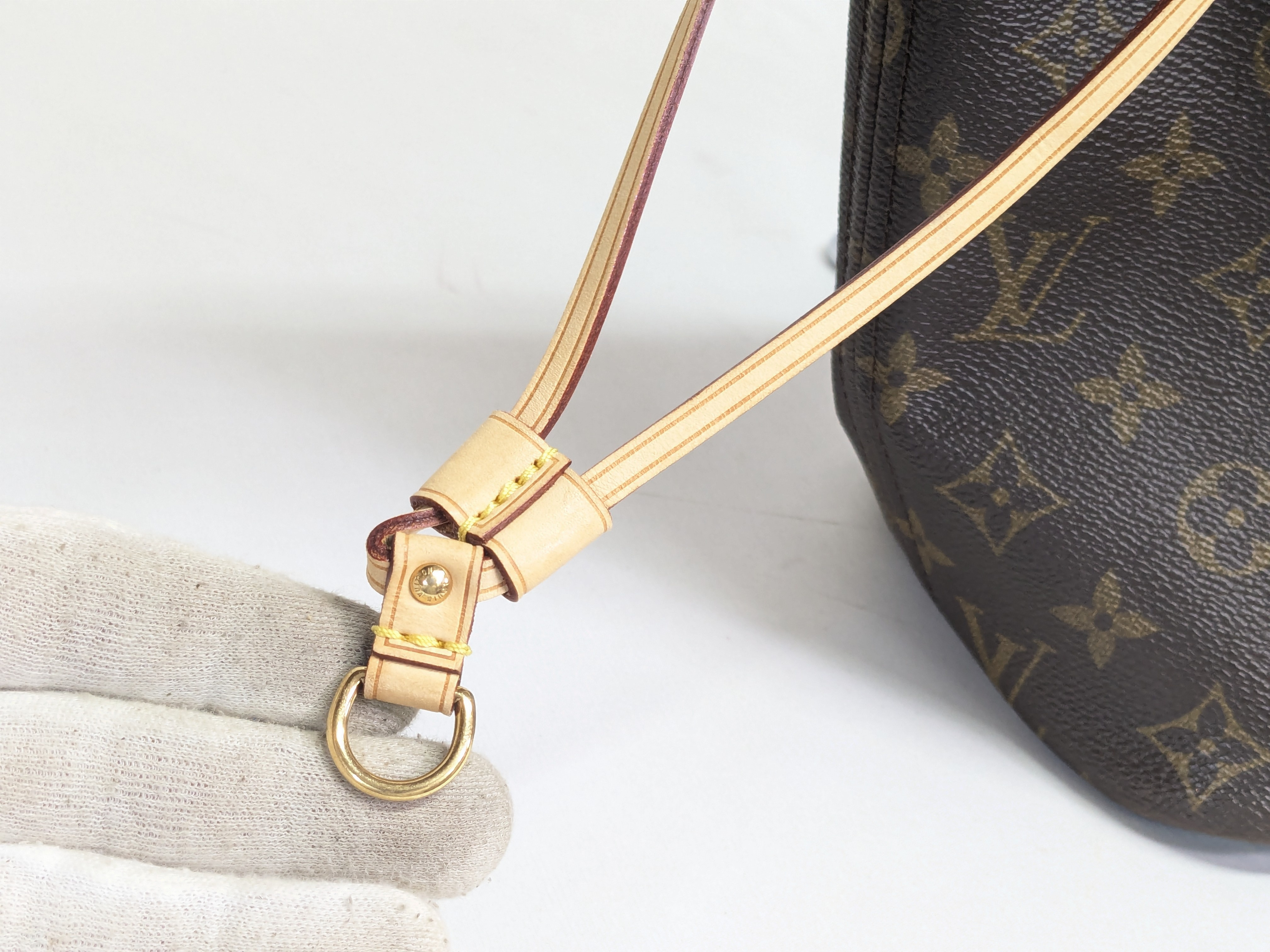 LV Monogram Neverfull MM Tote Bag — view 6